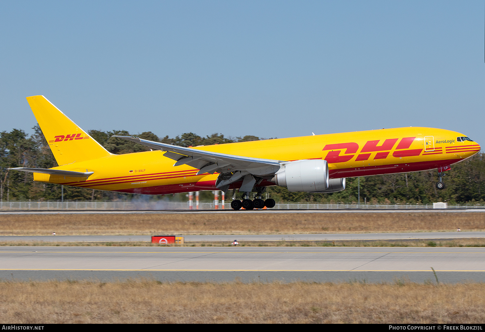 Aircraft Photo of D-AALP | Boeing 777-F | DHL International | AirHistory.net #487041