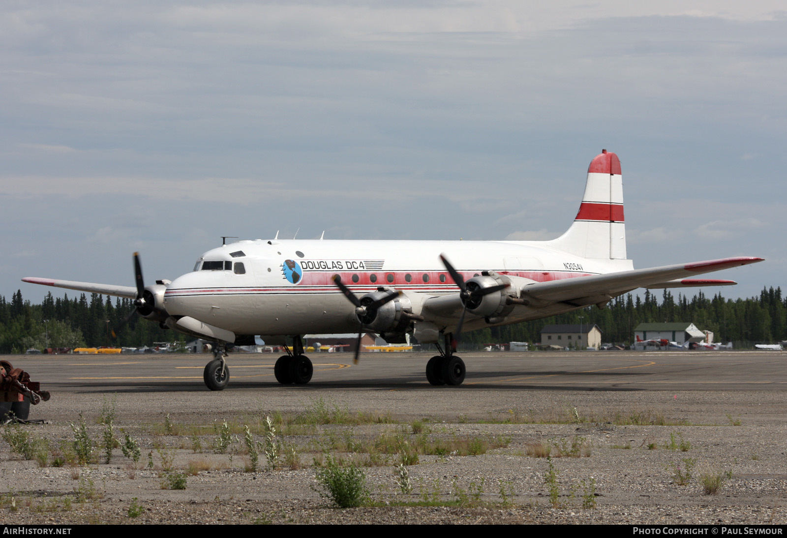 Aircraft Photo of N3054V | Douglas C-54Q Skymaster | Brooks Fuel | AirHistory.net #487045