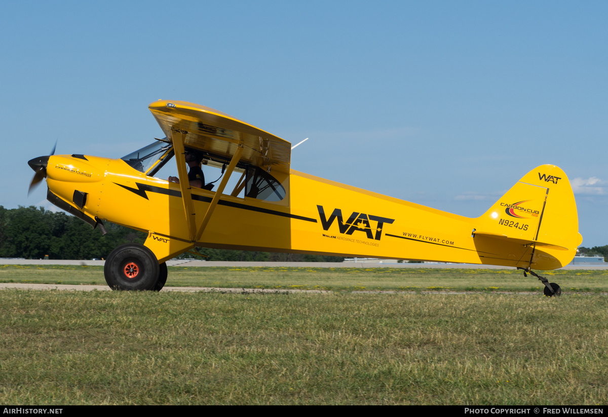 Aircraft Photo of N924JS | CubCrafters CC11-160 Carbon Cub | WAT - Whelen Aerospace Technologies | AirHistory.net #487298