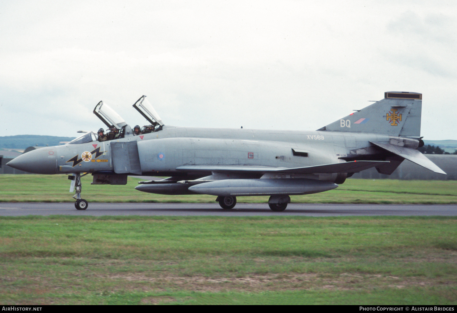 Aircraft Photo of XV569 | McDonnell Douglas F-4K Phantom FG1 | UK - Air Force | AirHistory.net #487452