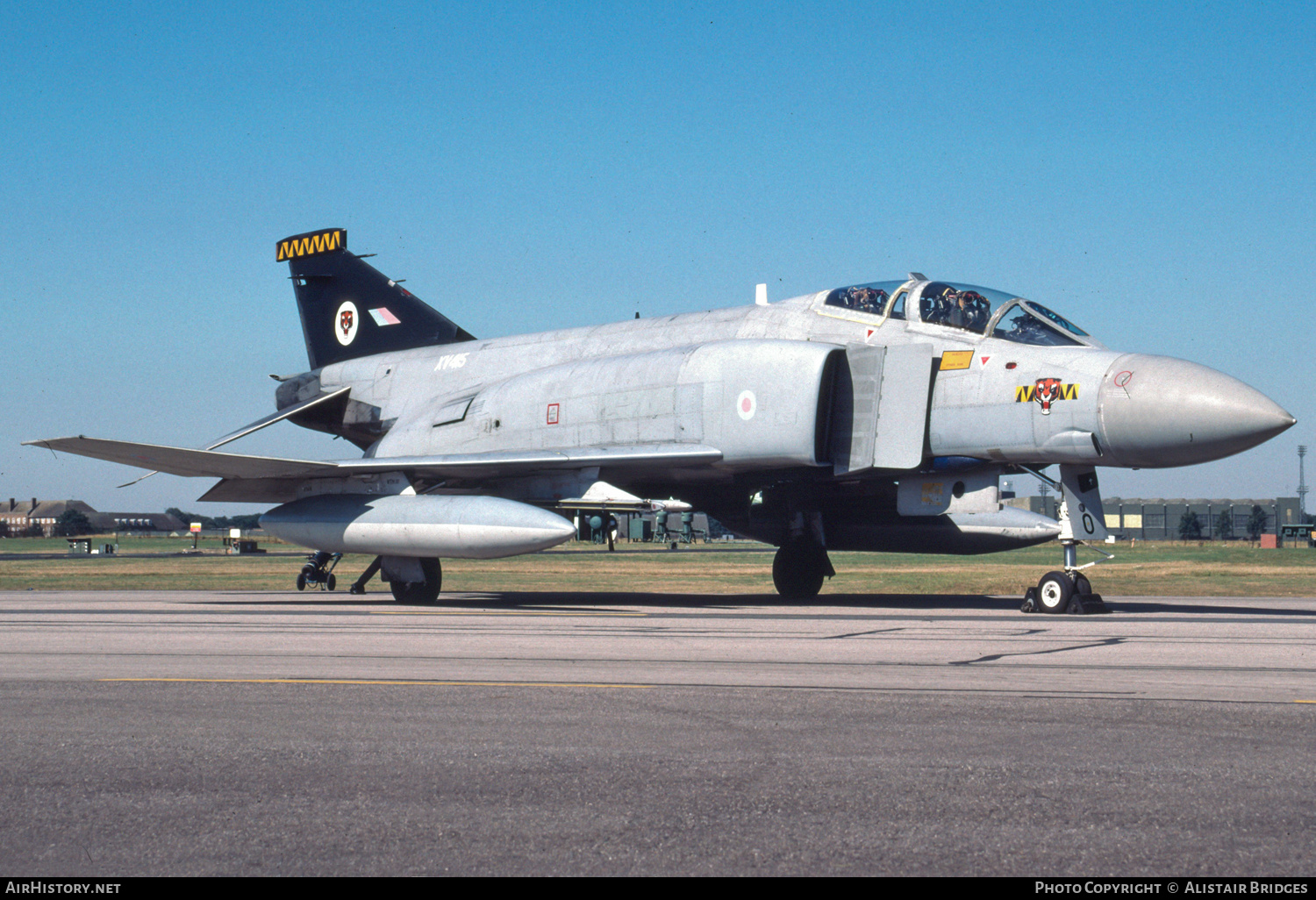 Aircraft Photo of XV415 | McDonnell Douglas F-4M Phantom FGR2 | UK - Air Force | AirHistory.net #487480