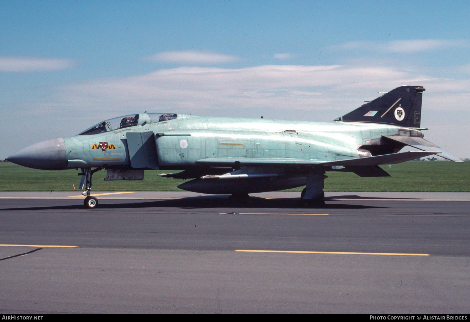 Aircraft Photo of ZE353 | McDonnell Douglas F-4J(UK) Phantom | UK - Air Force | AirHistory.net #487481