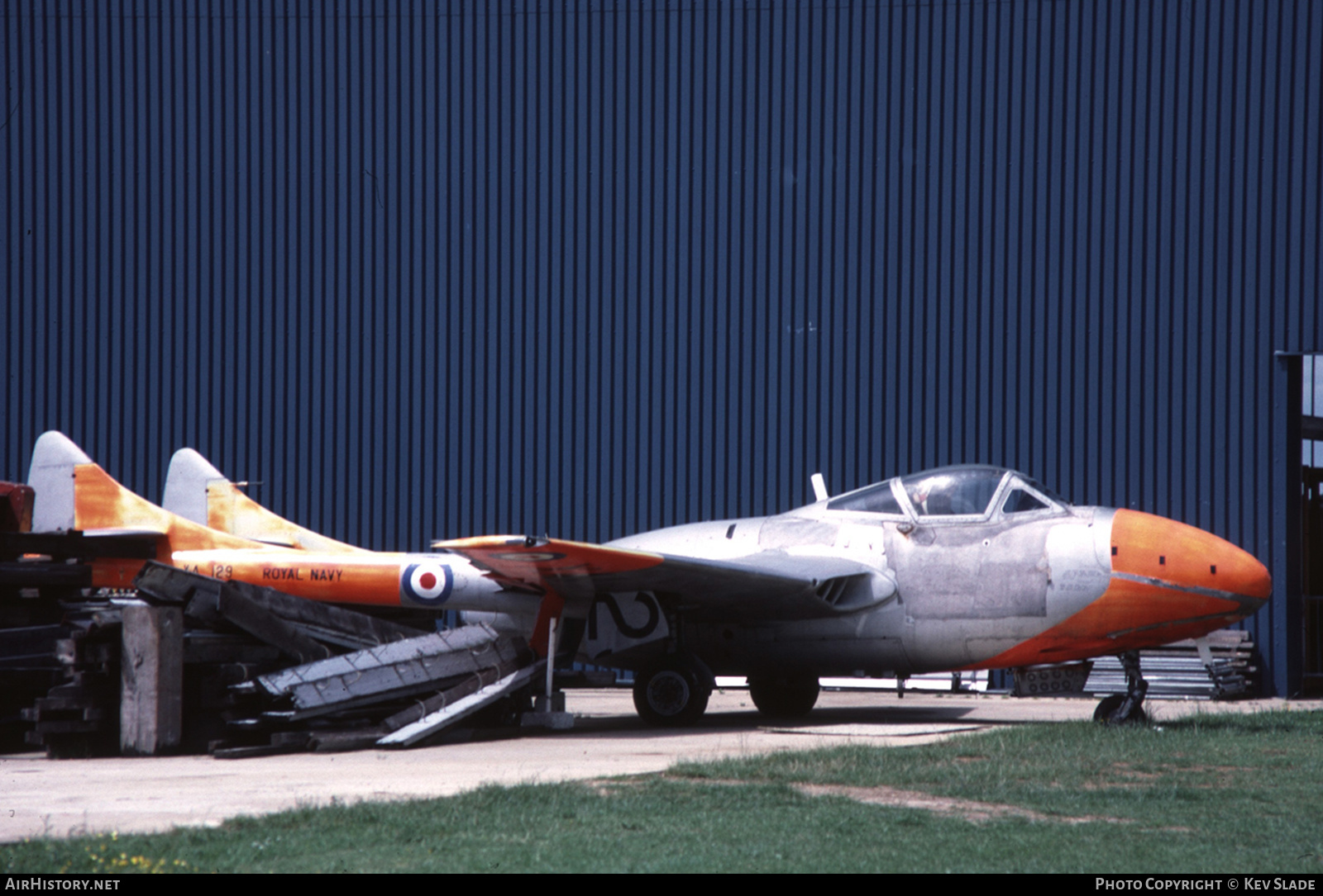 Aircraft Photo of XA129 | De Havilland D.H. 115 Sea Vampire T22 | UK - Navy | AirHistory.net #487532
