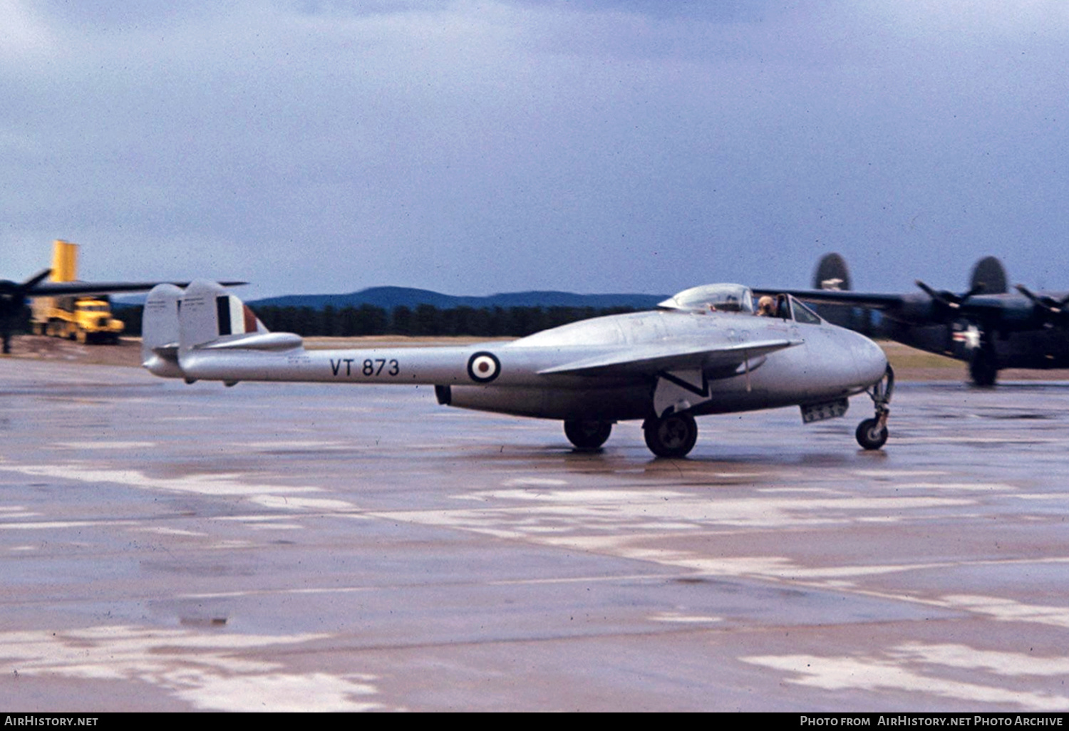 Aircraft Photo of VT873 | De Havilland D.H. 100 Vampire F3 | UK - Air Force | AirHistory.net #487577
