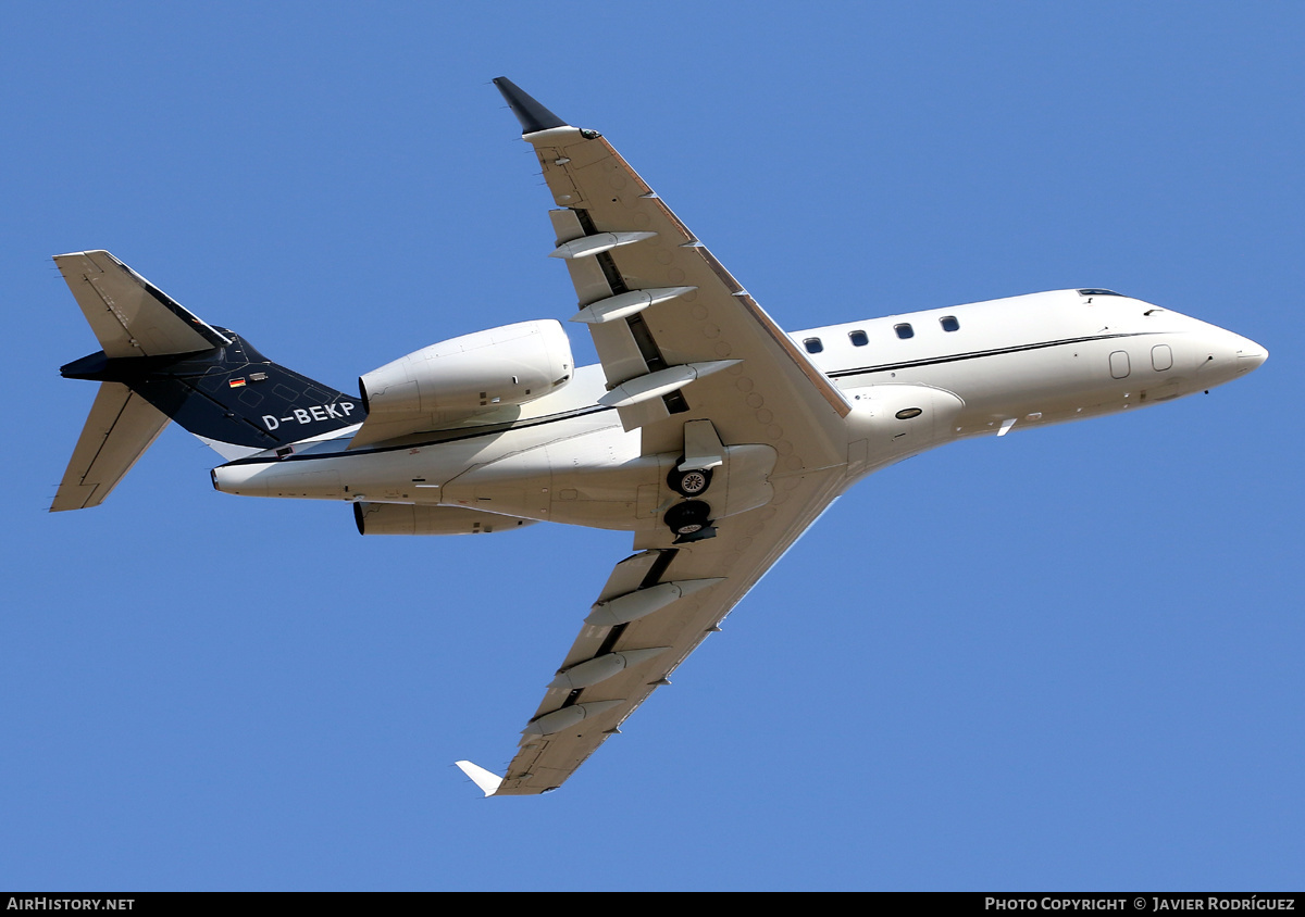 Aircraft Photo of D-BEKP | Bombardier Challenger 300 (BD-100-1A10) | AirHistory.net #487582