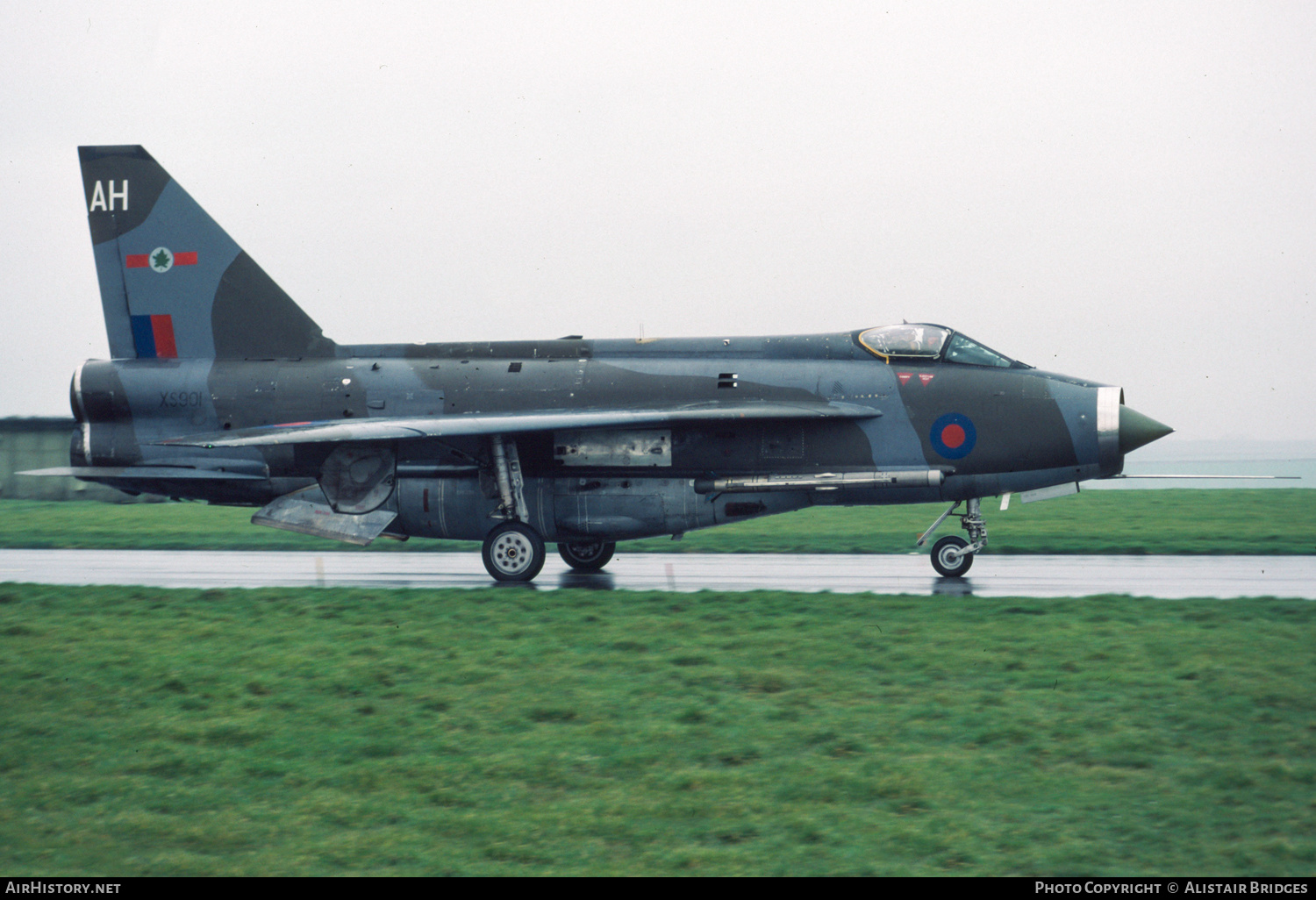 Aircraft Photo of XS901 | English Electric Lightning F6 | UK - Air Force | AirHistory.net #487613