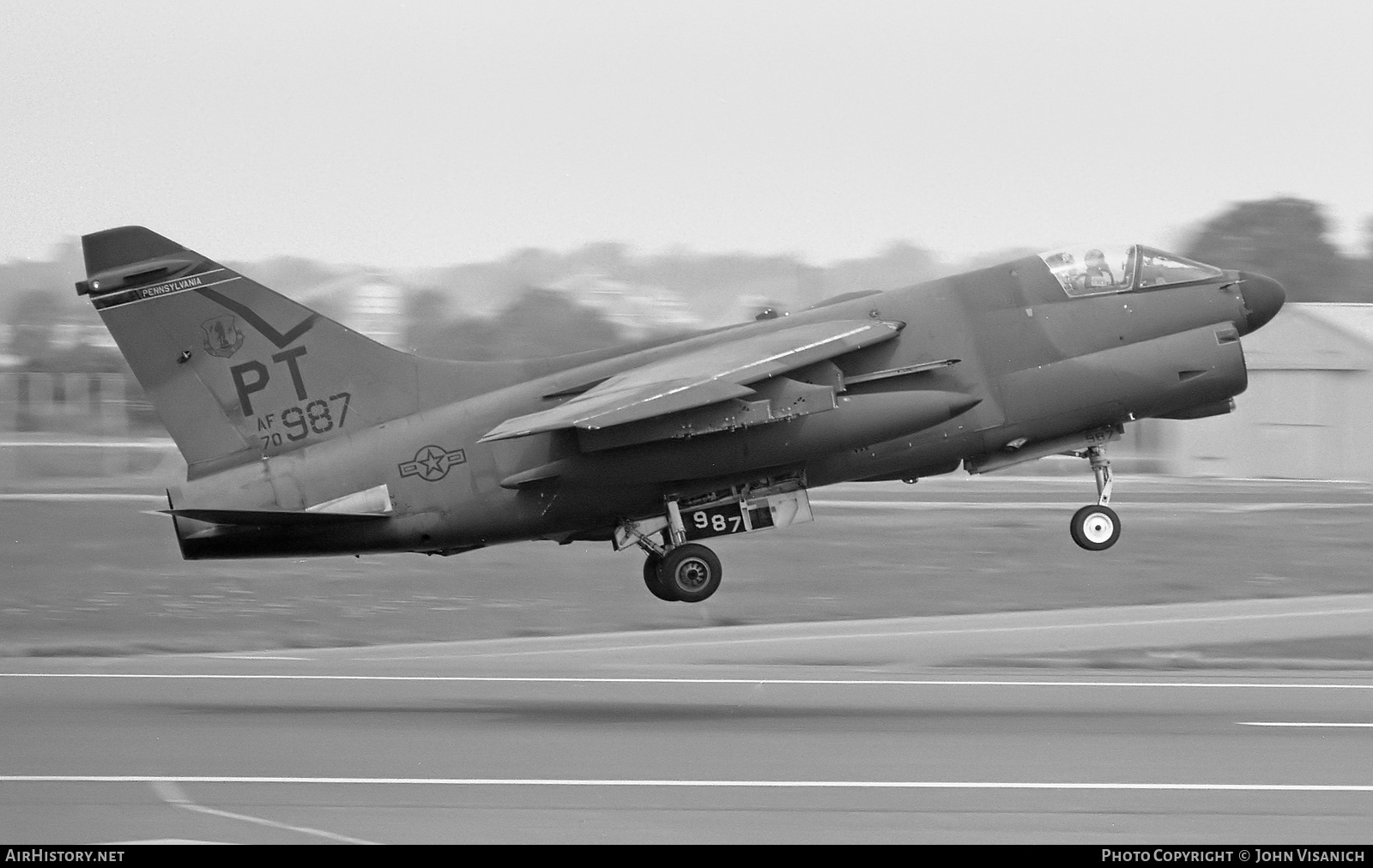 Aircraft Photo of 70-0987 / AF70-987 | LTV A-7D Corsair II | USA - Air Force | AirHistory.net #487616