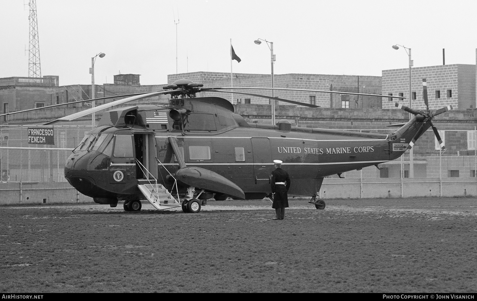 Aircraft Photo of 159353 | Sikorsky VH-3D Sea King (S-61B) | USA - Marines | AirHistory.net #487617