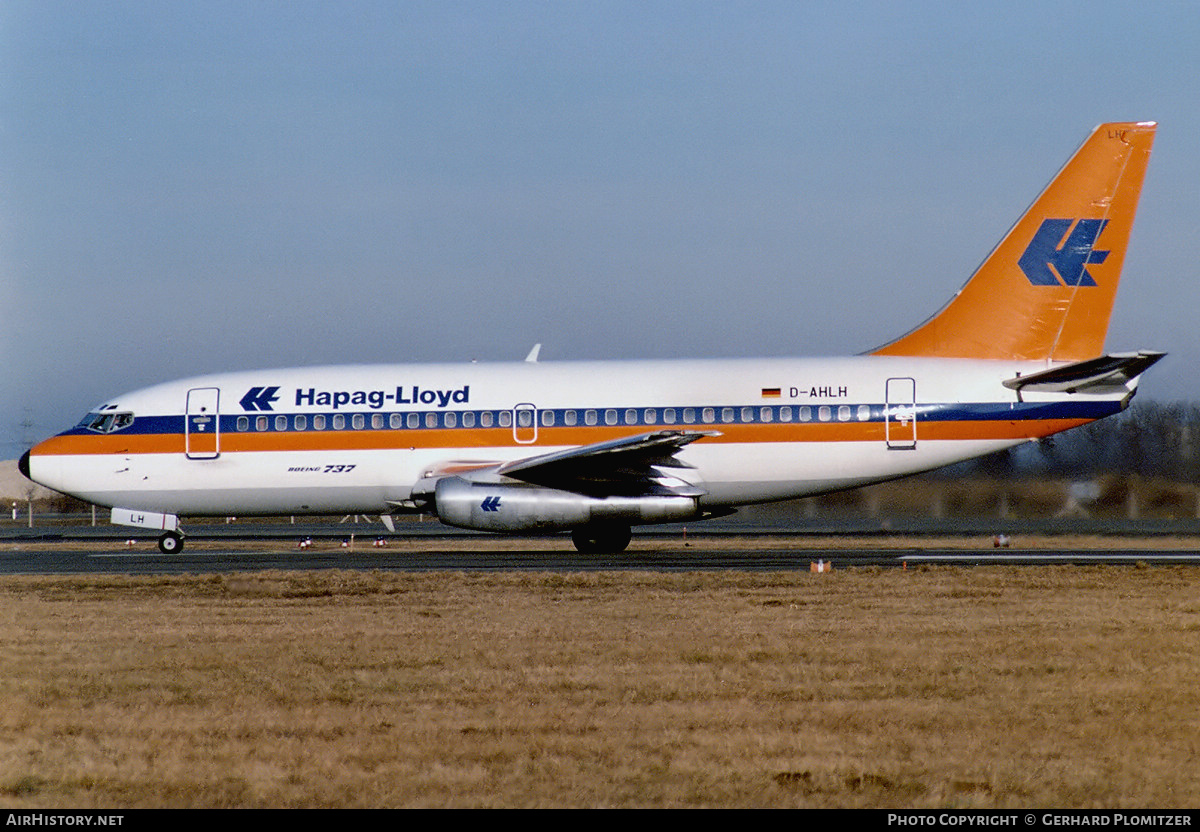 Aircraft Photo of D-AHLH | Boeing 737-2K5/Adv | Hapag-Lloyd | AirHistory.net #487648