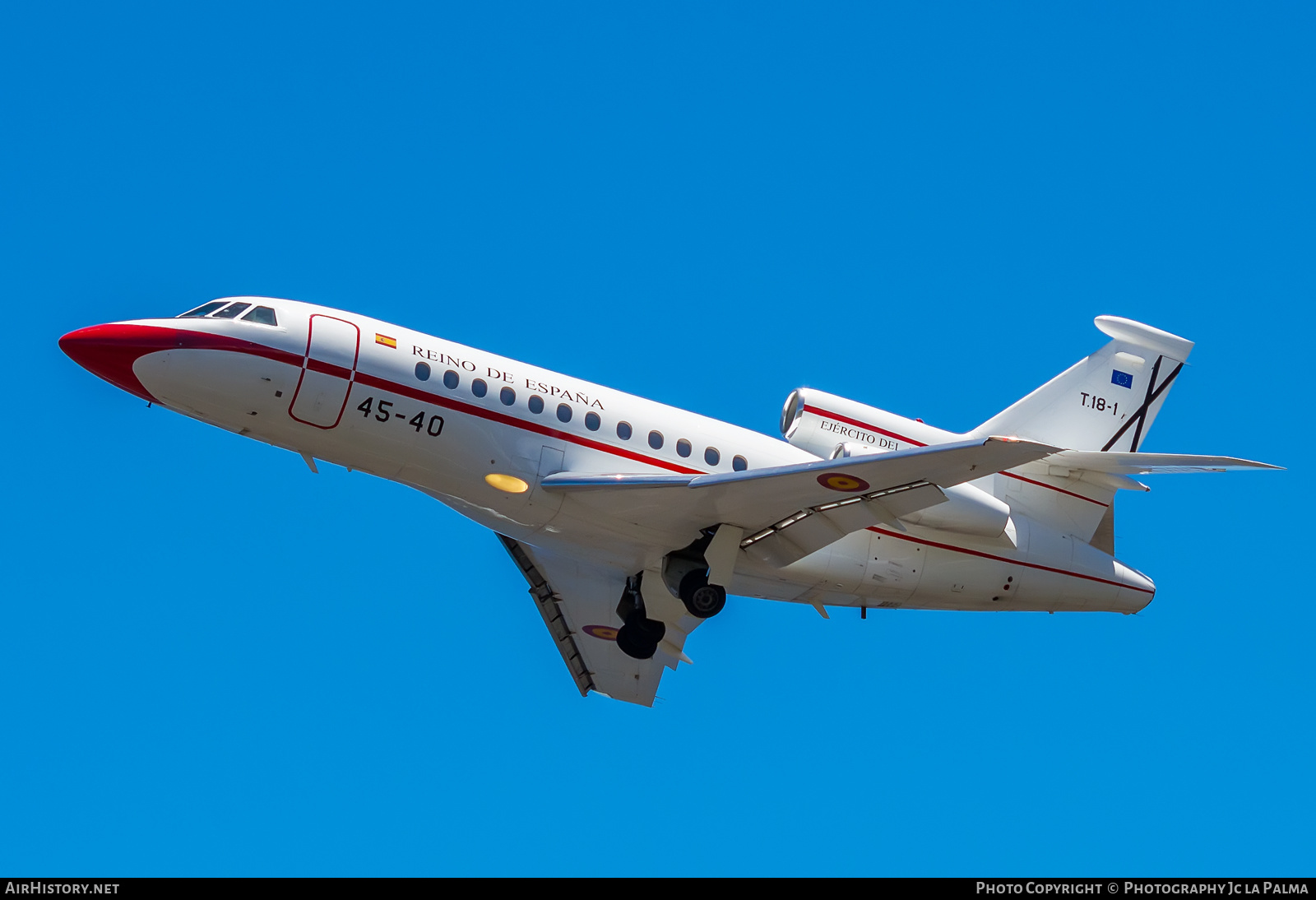 Aircraft Photo of T.18-1 | Dassault Falcon 900B | Spain - Air Force | Reino de España | AirHistory.net #487707