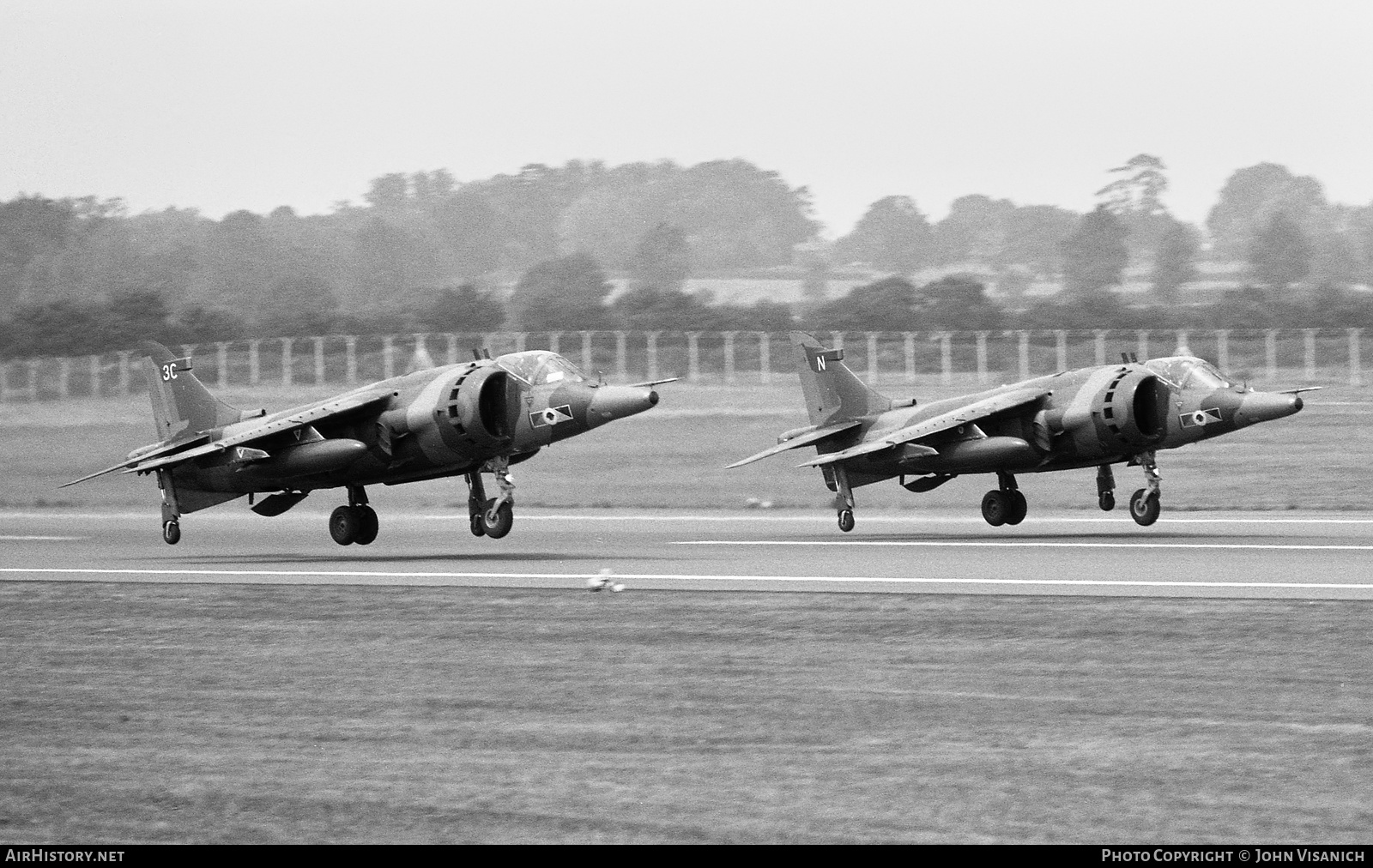 Aircraft Photo of XZ129 | Hawker Siddeley Harrier GR3 | UK - Air Force | AirHistory.net #487854