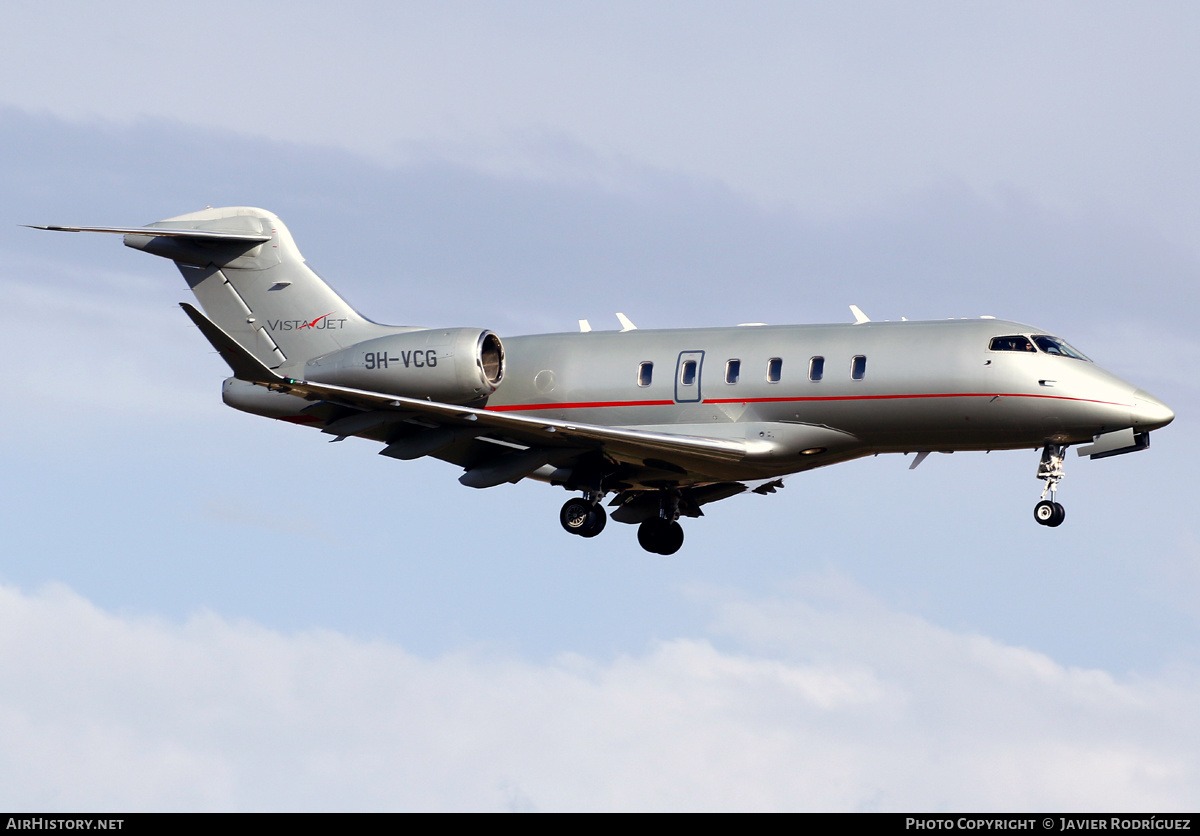 Aircraft Photo of 9H-VCG | Bombardier Challenger 350 (BD-100-1A10) | VistaJet | AirHistory.net #487888