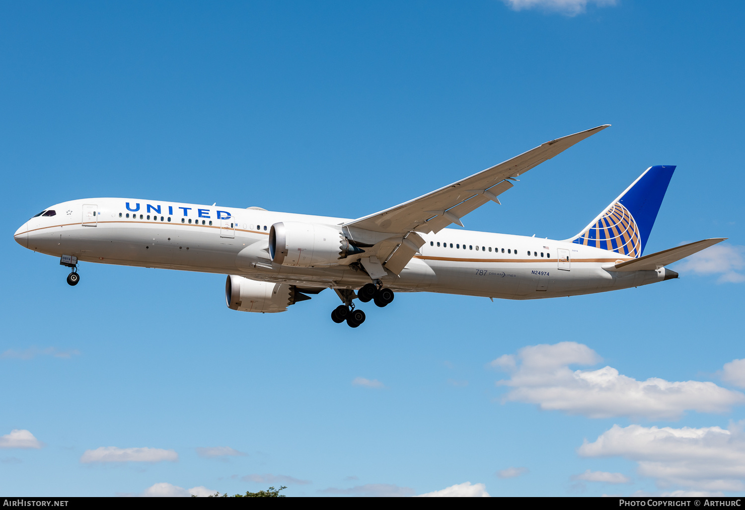 Aircraft Photo of N24974 | Boeing 787-9 Dreamliner | United Airlines | AirHistory.net #487942
