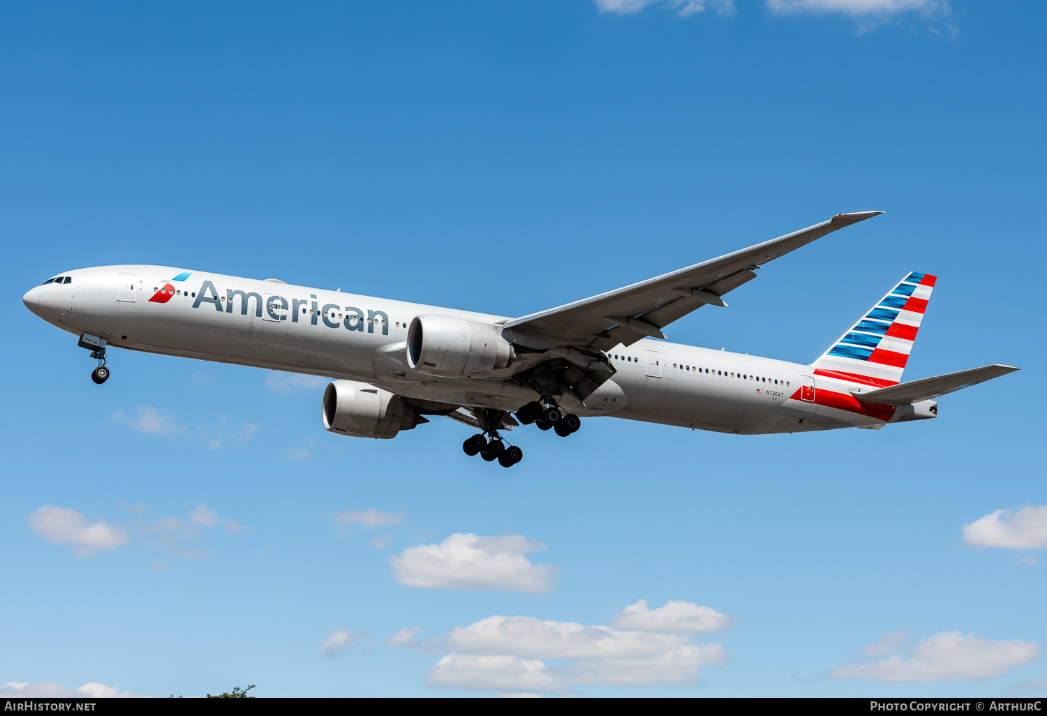 Aircraft Photo of N736AT | Boeing 777-323/ER | American Airlines | AirHistory.net #487947