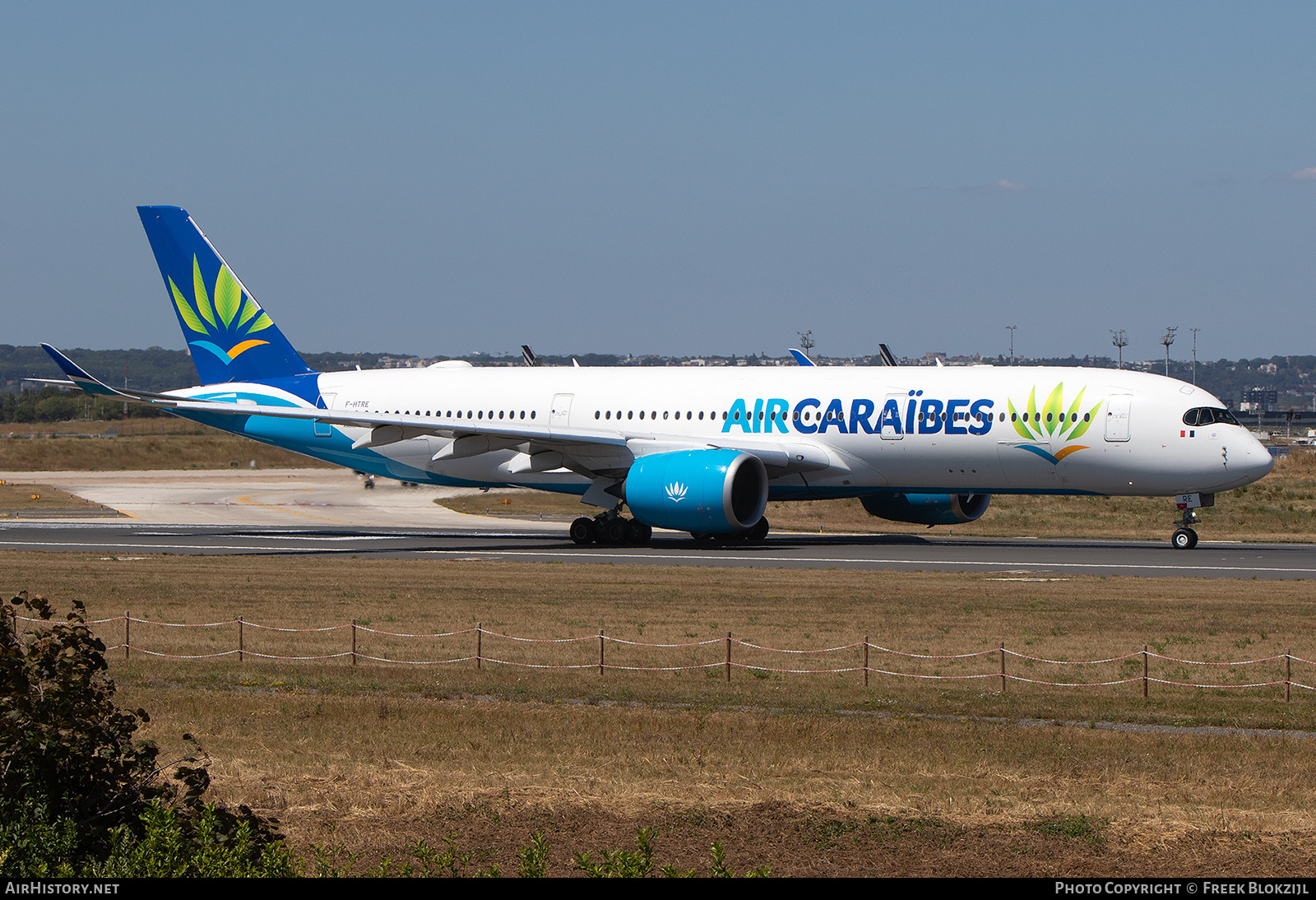 Aircraft Photo of F-HTRE | Airbus A350-941 | Air Caraïbes | AirHistory.net #487973