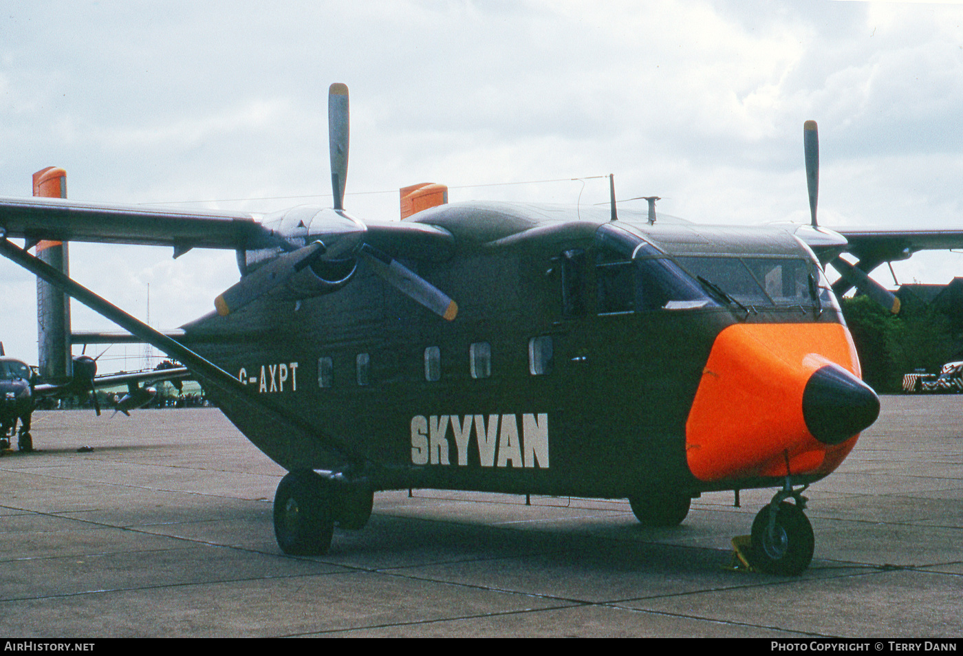 Aircraft Photo of G-AXPT | Short SC.7 Skyvan 3M-400 | AirHistory.net #488027