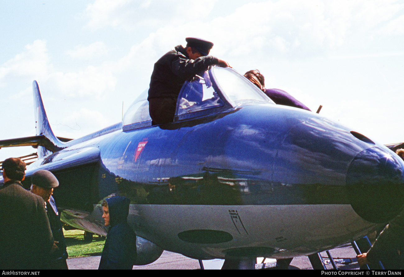 Aircraft Photo of XF946 / 7804M | Hawker Hunter F4 | UK - Air Force | AirHistory.net #488126