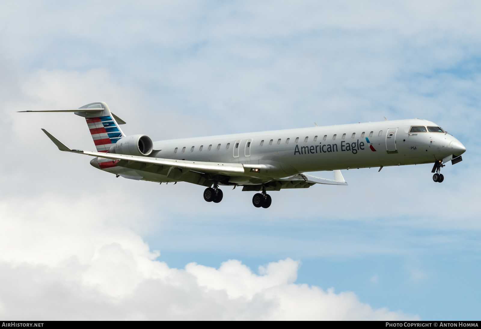 Aircraft Photo of N571NN | Bombardier CRJ-900LR (CL-600-2D24) | American Eagle | AirHistory.net #488251