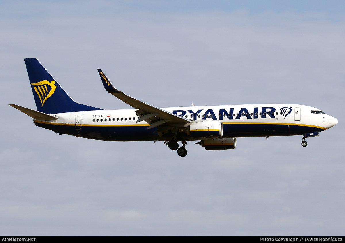 Aircraft Photo of SP-RKF | Boeing 737-800 | Ryanair | AirHistory.net #488258