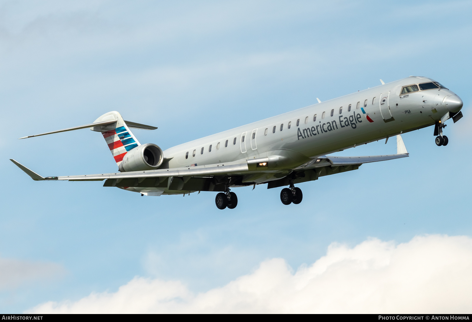 Aircraft Photo of N568NN | Bombardier CRJ-900LR (CL-600-2D24) | American Eagle | AirHistory.net #488259