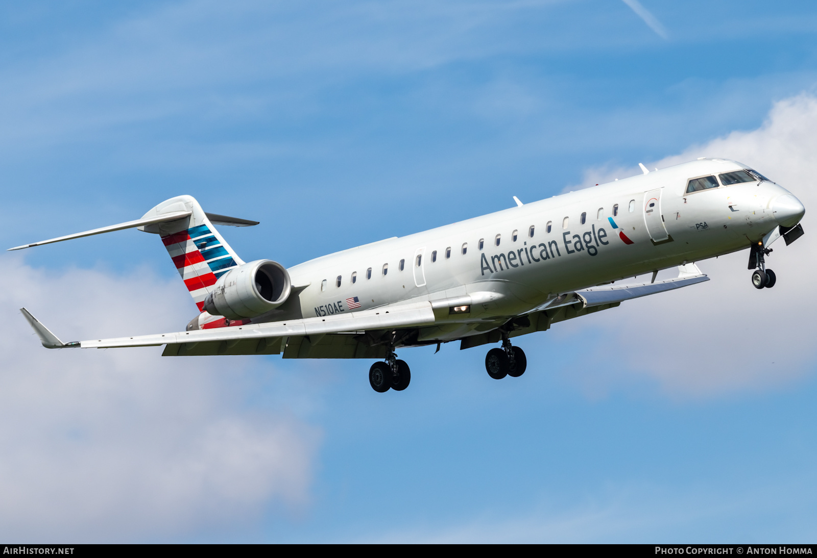 Aircraft Photo of N510AE | Bombardier CRJ-701ER (CL-600-2C10) | American Eagle | AirHistory.net #488375