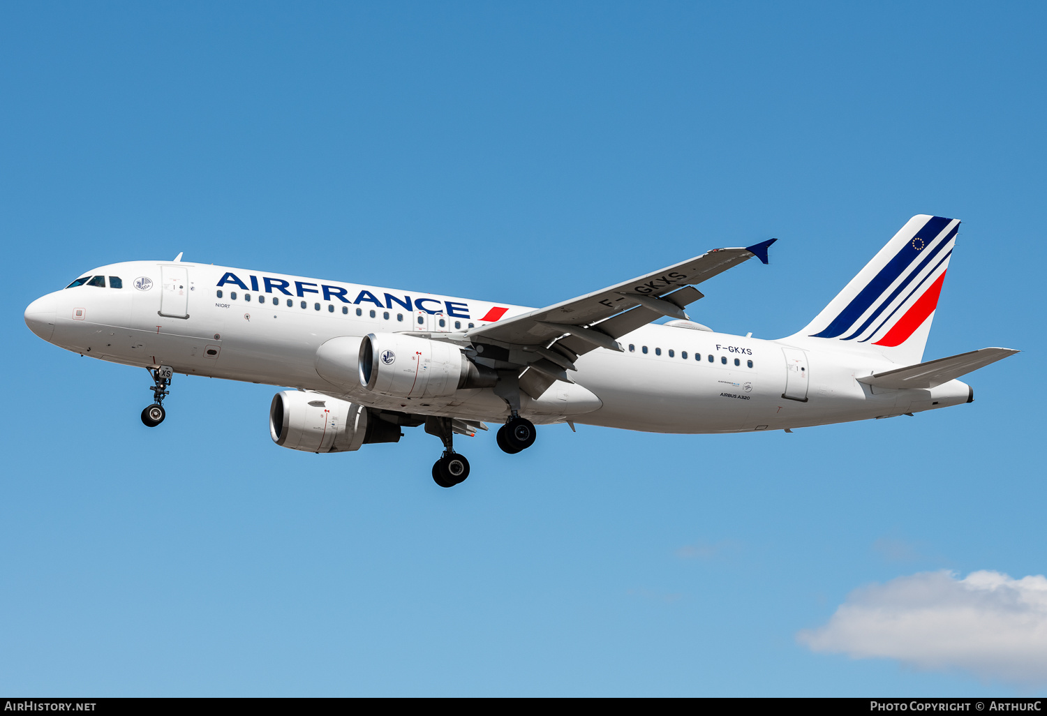 Aircraft Photo of F-GKXS | Airbus A320-214 | Air France | AirHistory.net #488376