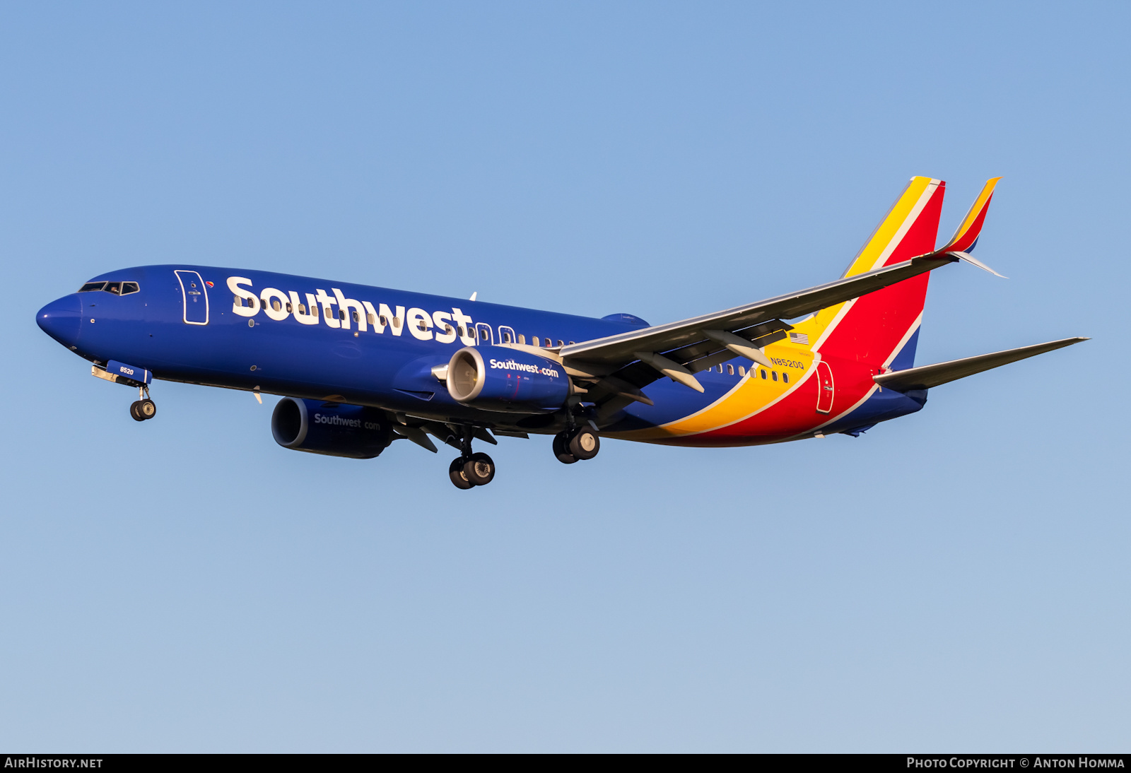 Aircraft Photo of N8520Q | Boeing 737-8H4 | Southwest Airlines | AirHistory.net #488397