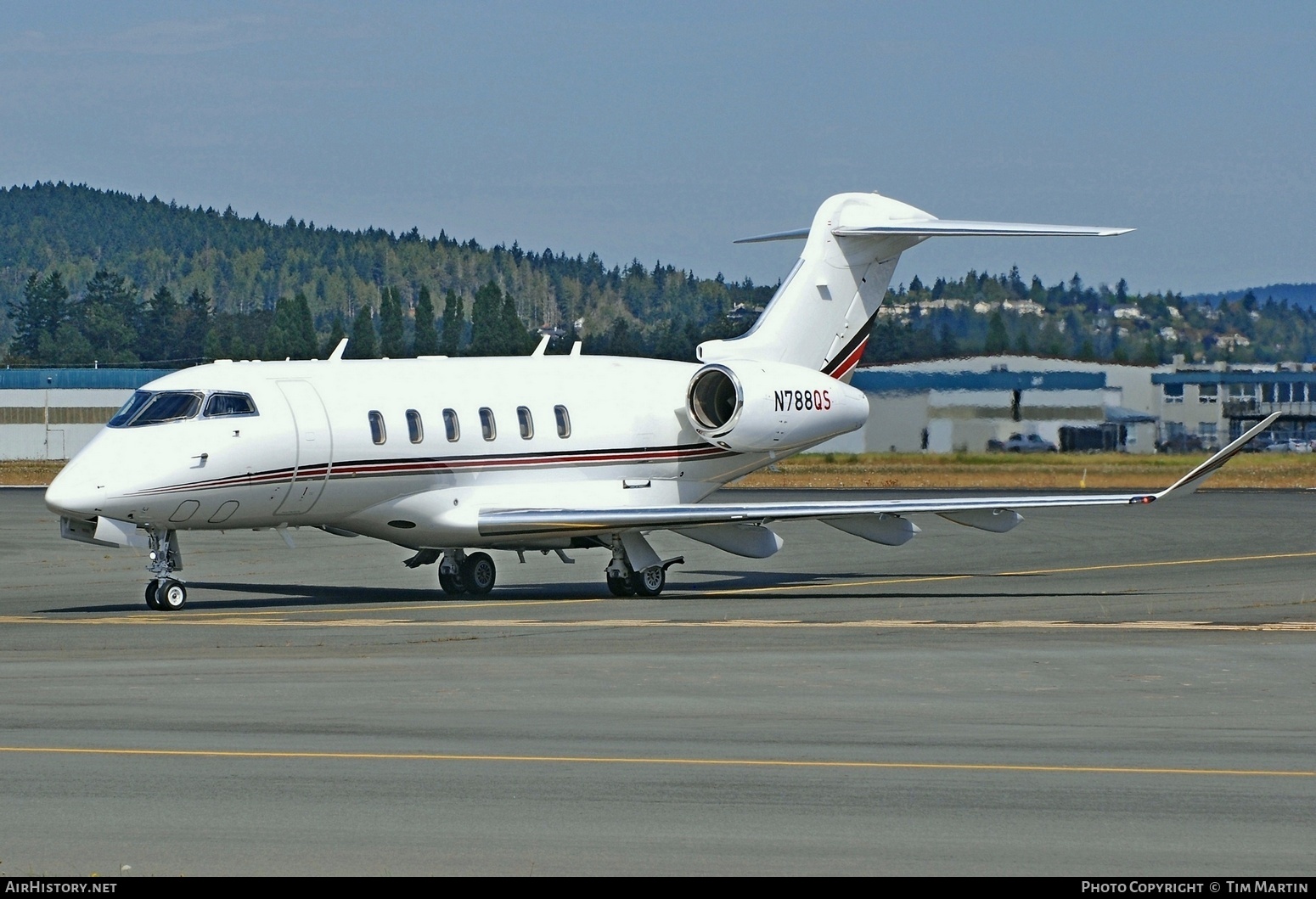 Aircraft Photo of N788QS | Bombardier Challenger 350 (BD-100-1A10) | AirHistory.net #488451