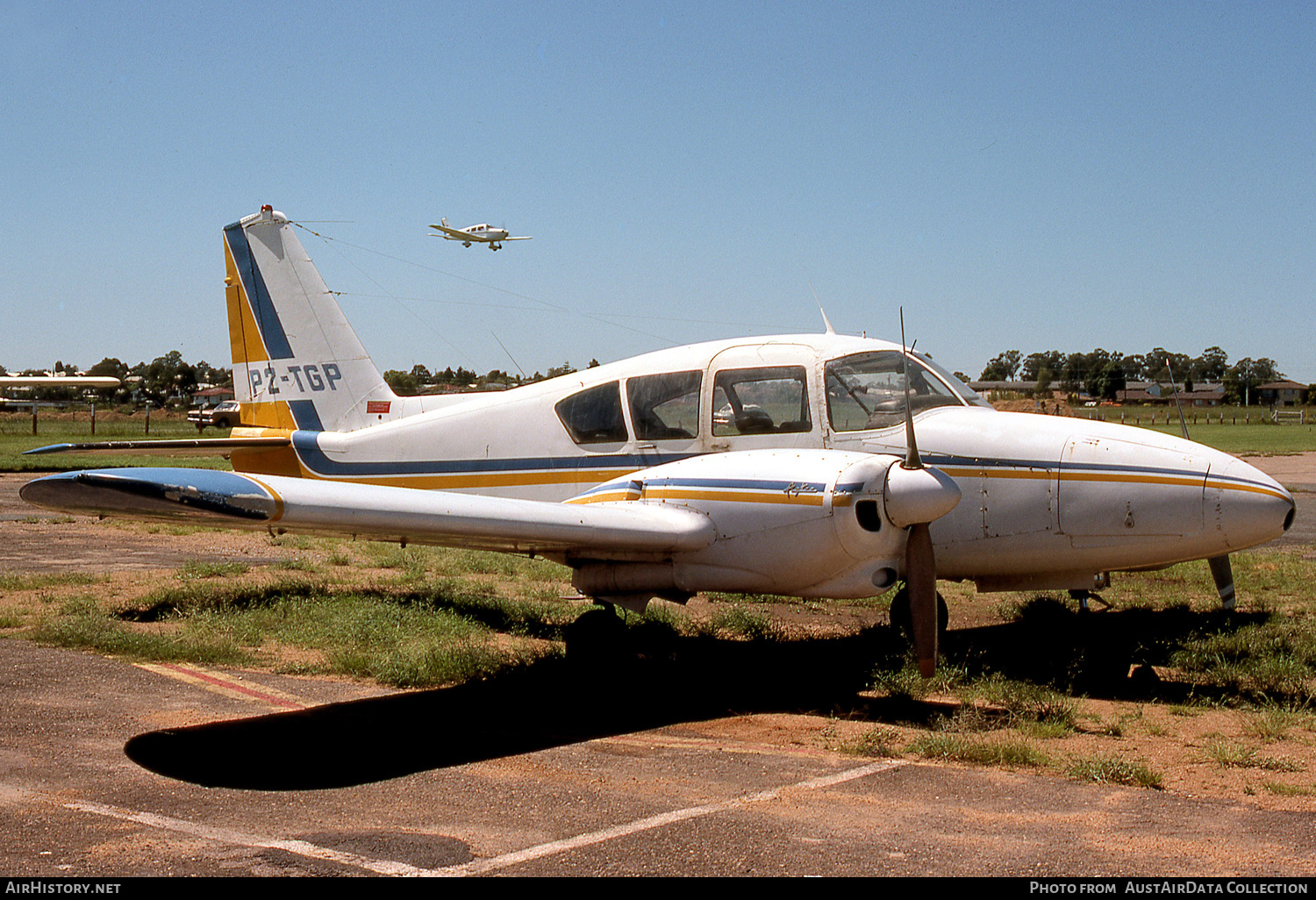 Aircraft Photo of P2-TGP | Piper PA-23-250 Aztec | AirHistory.net #488495