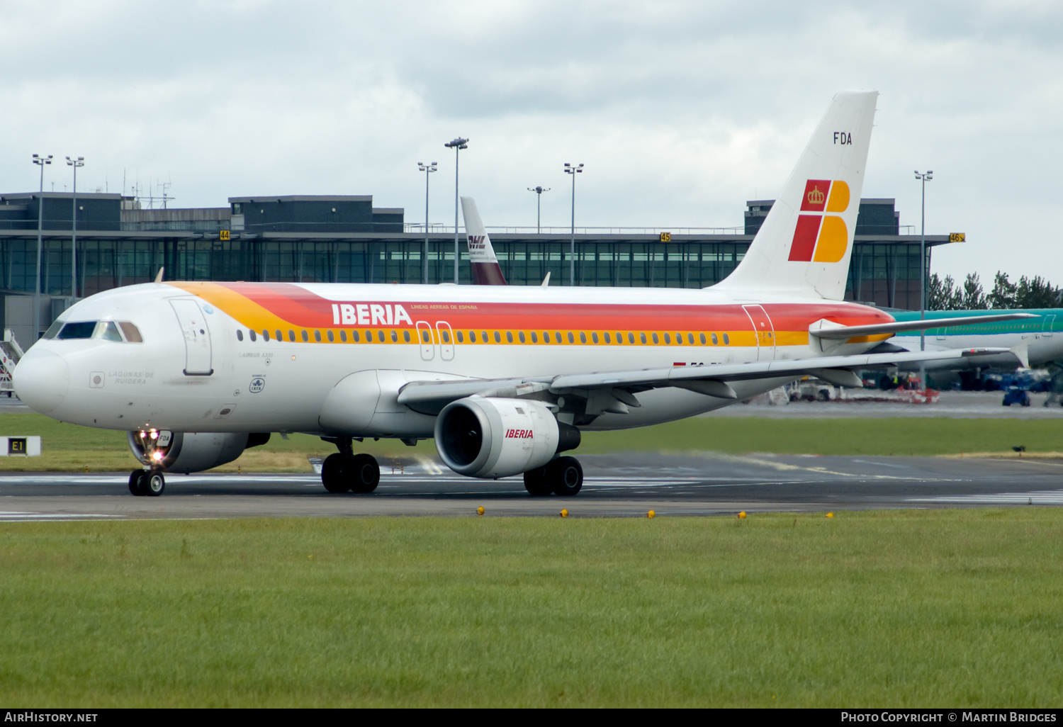 Aircraft Photo of EC-FDA | Airbus A320-211 | Iberia | AirHistory.net #488511