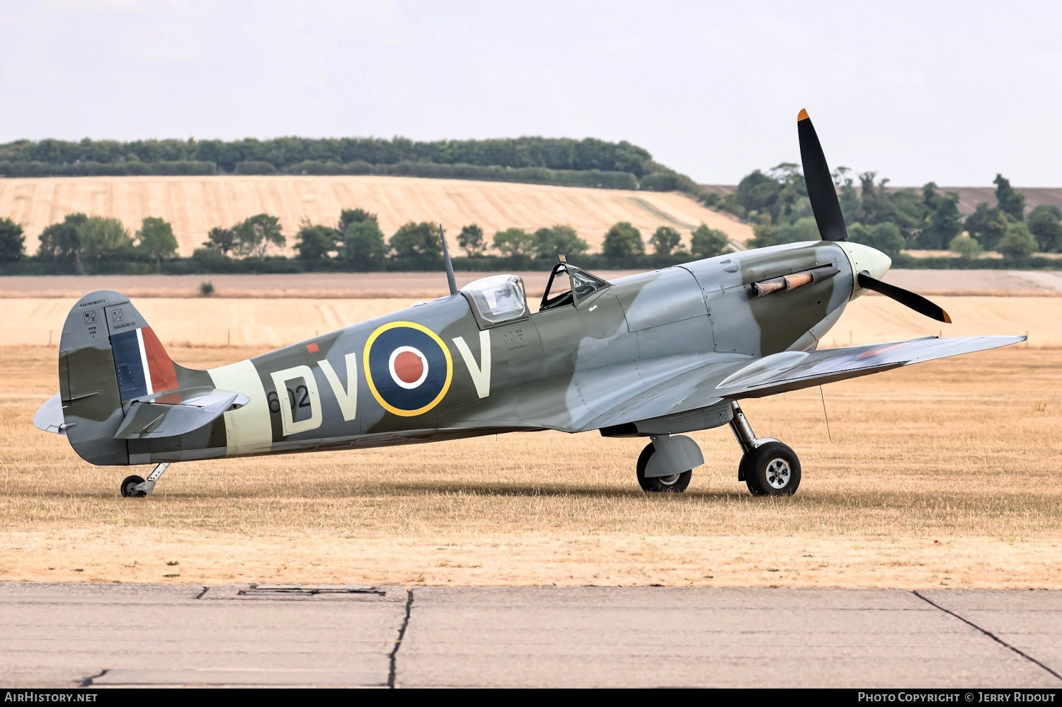 Aircraft Photo of G-IBSY / EE602 | Supermarine 349 Spitfire LF5C | UK - Air Force | AirHistory.net #488625