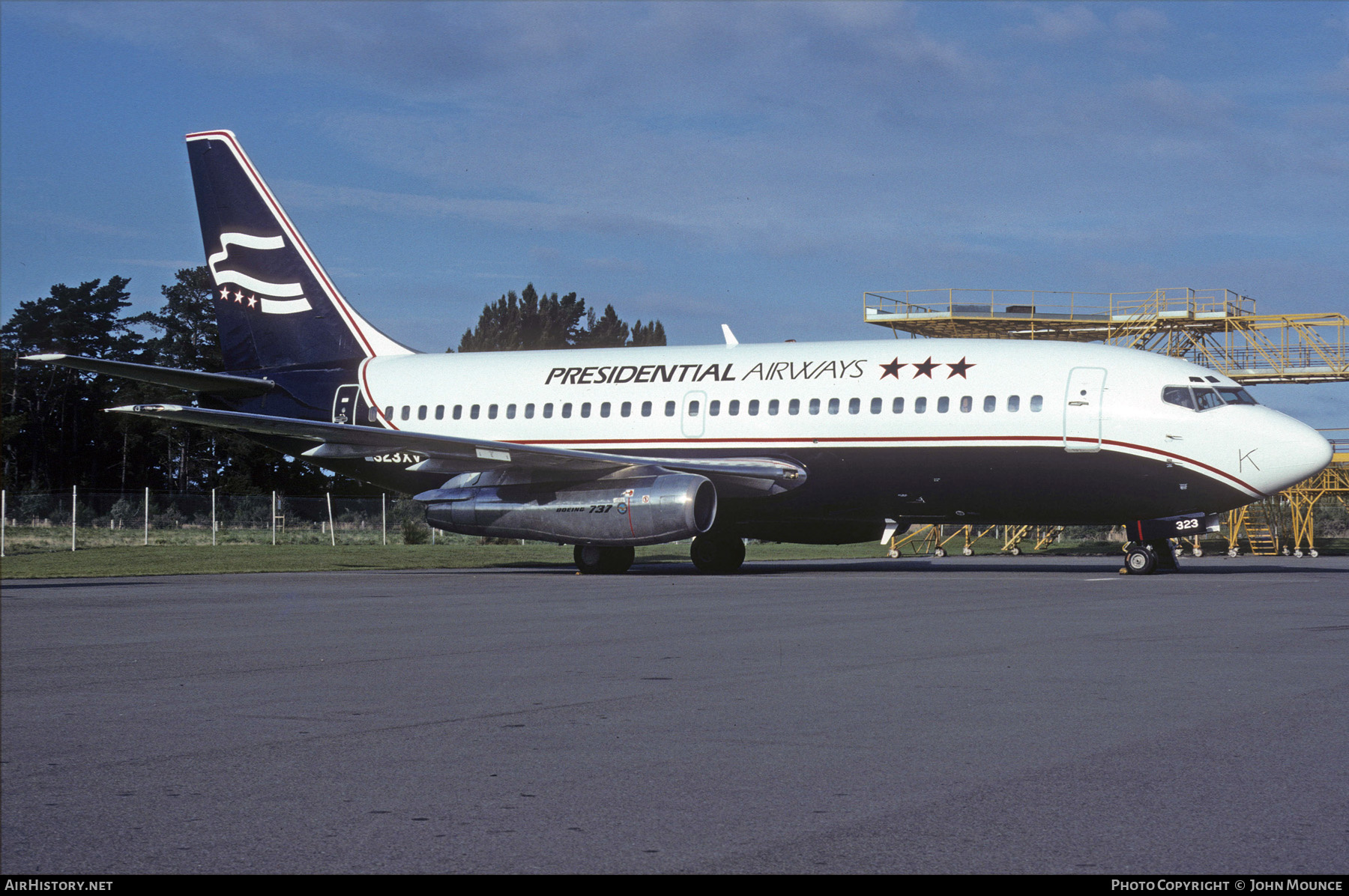 Aircraft Photo of ZK-NAK / N323XV | Boeing 737-214 | Presidential Airways | AirHistory.net #488828