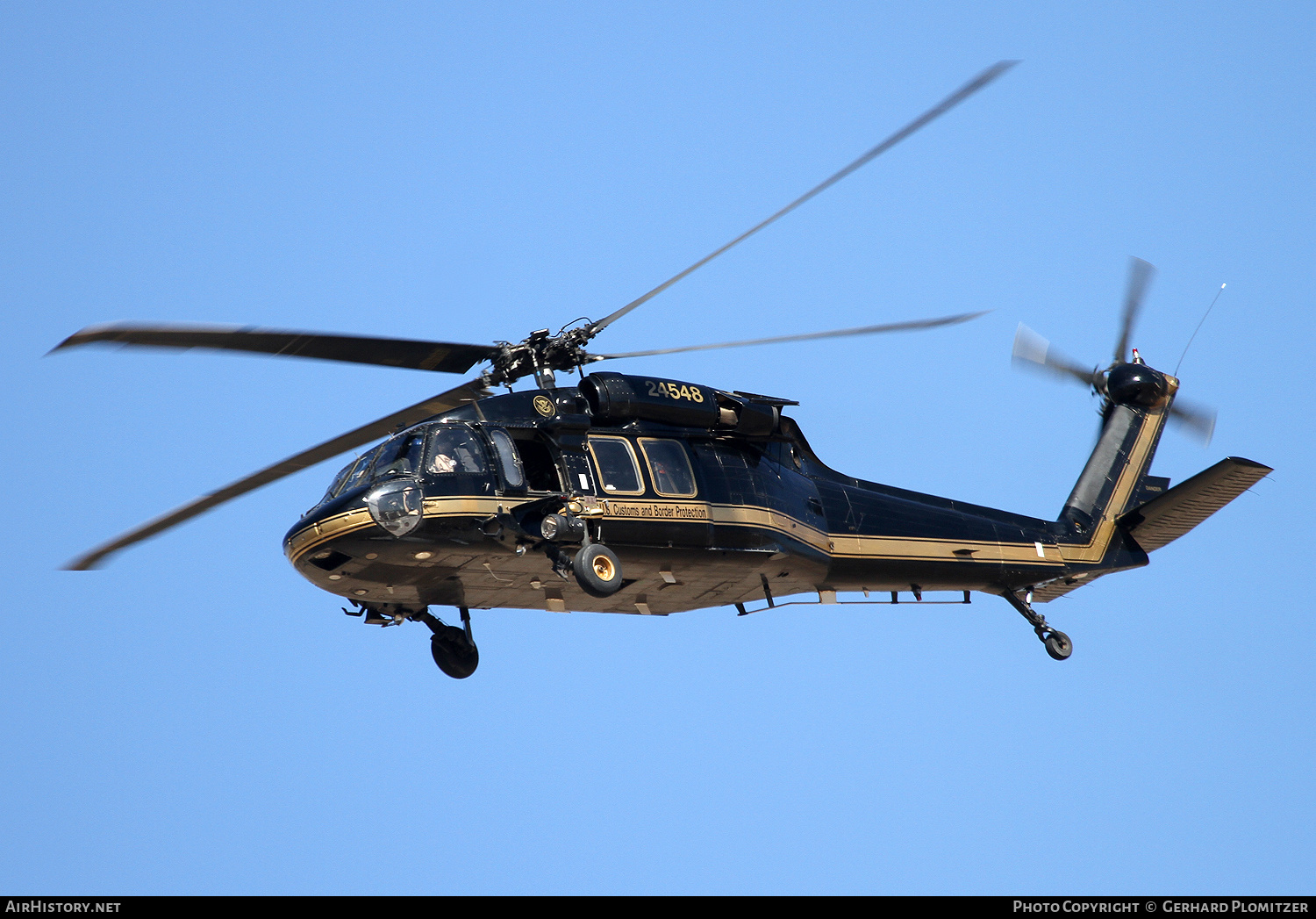 Aircraft Photo of 24548 | Sikorsky UH-60A Black Hawk (S-70A) | USA - Customs | AirHistory.net #488886