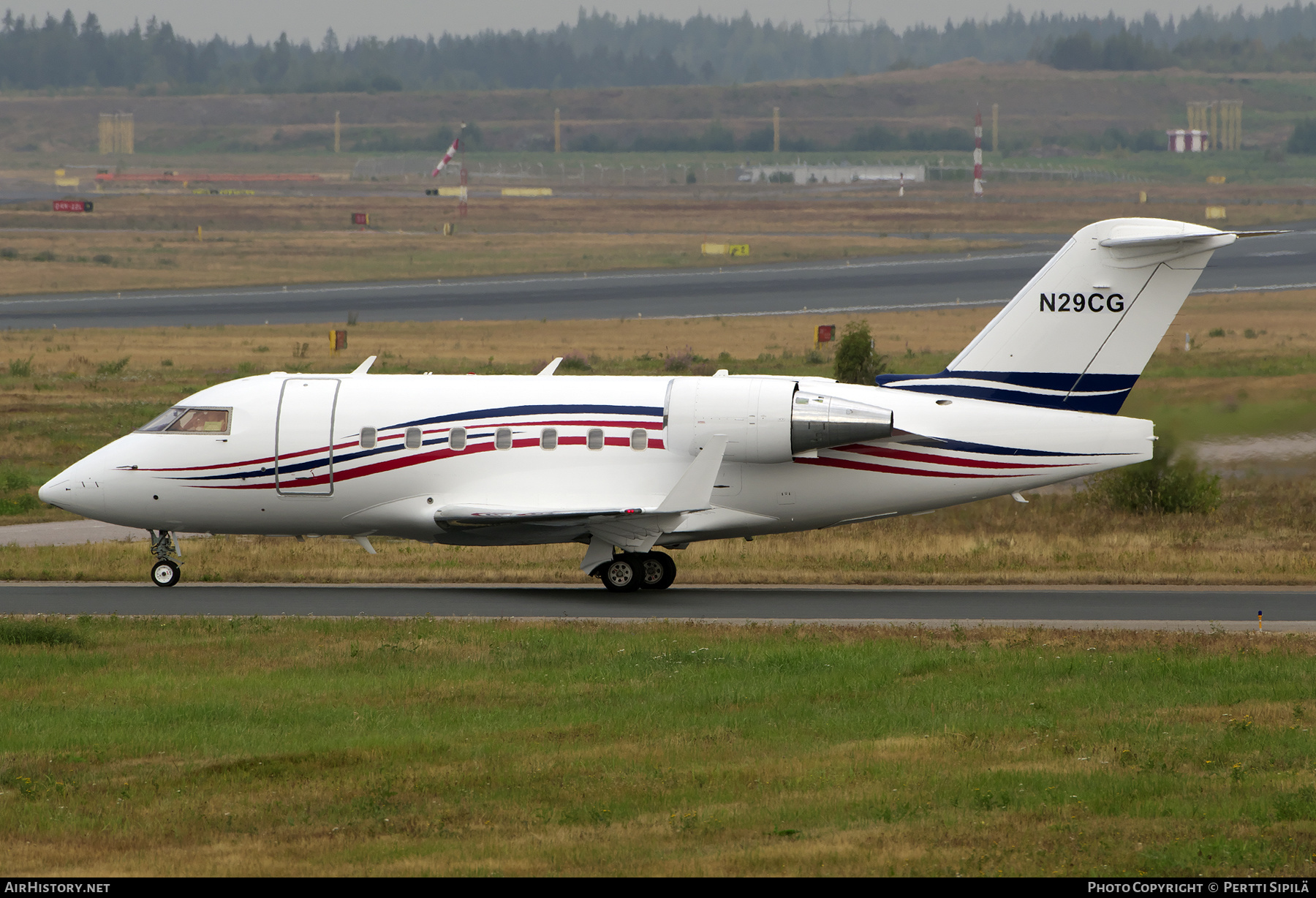 Aircraft Photo of N29CG | Bombardier Challenger 604 (CL-600-2B16) | AirHistory.net #488887