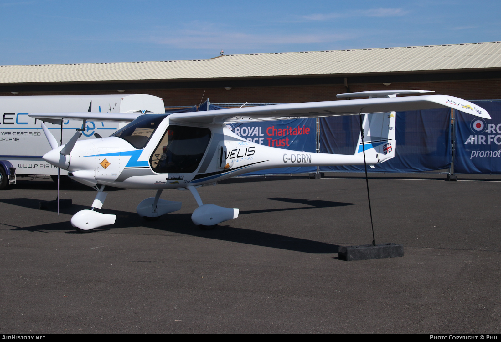 Aircraft Photo of G-OGRN | Pipistrel Virus SW 128 Velis Electro | AirHistory.net #488959