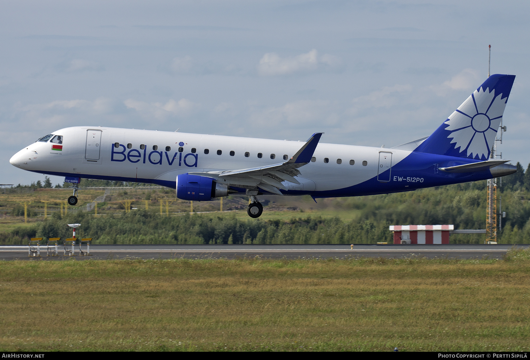 Aircraft Photo of EW-512PO | Embraer 175LR (ERJ-170-200LR) | Belavia | AirHistory.net #489032