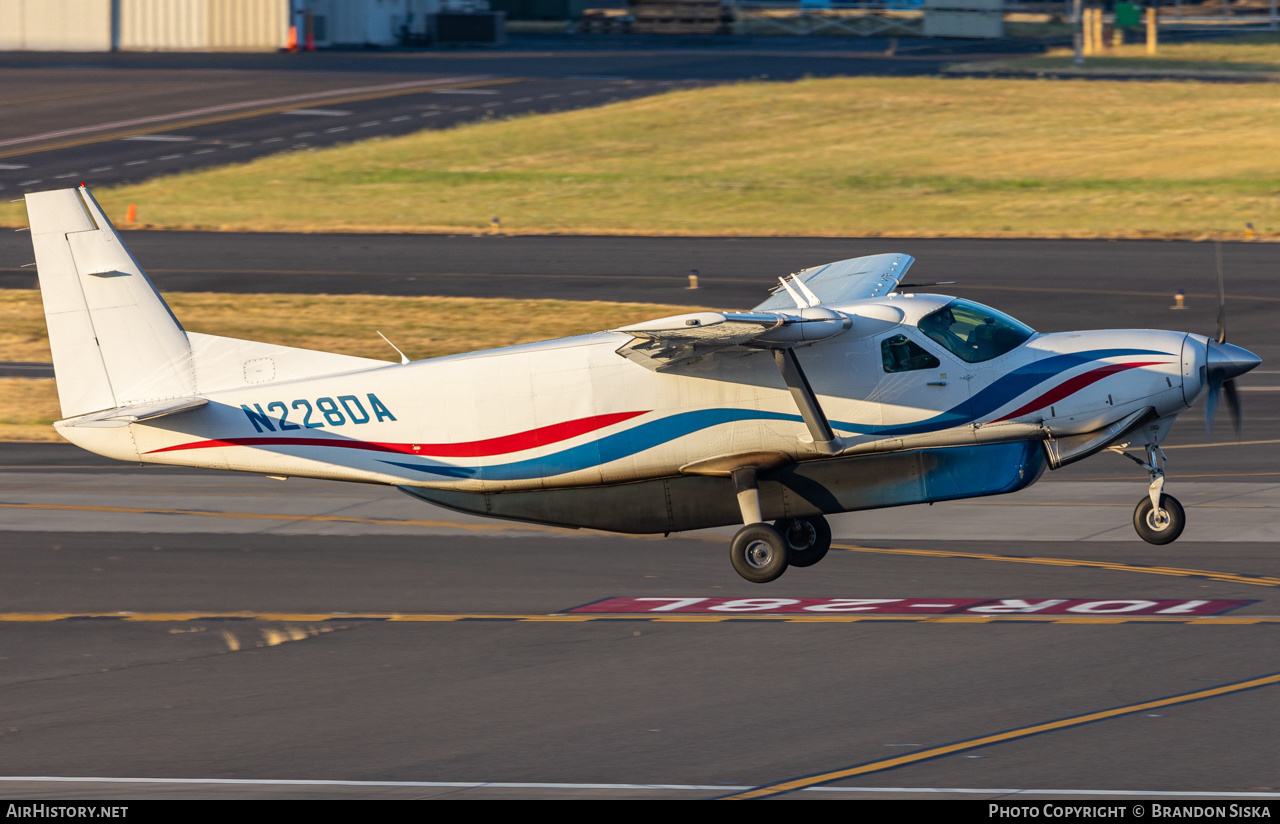 Aircraft Photo of N228DA | Cessna 208B Super Cargomaster | AirHistory.net #489137