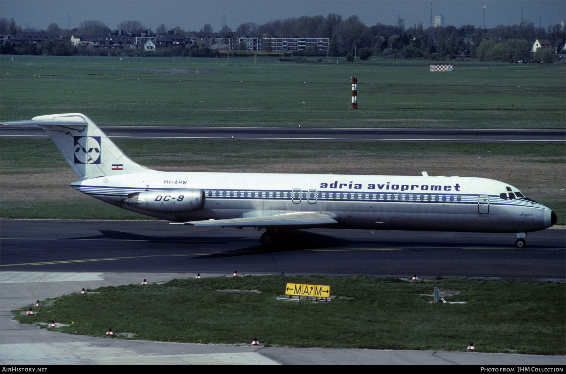 Aircraft Photo of YU-AHW | McDonnell Douglas DC-9-33RC | Adria Airways | AirHistory.net #489139