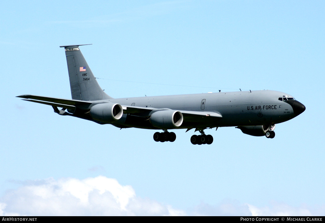 Aircraft Photo of 57-1454 / 71454 | Boeing KC-135R Stratotanker | USA - Air Force | AirHistory.net #489168