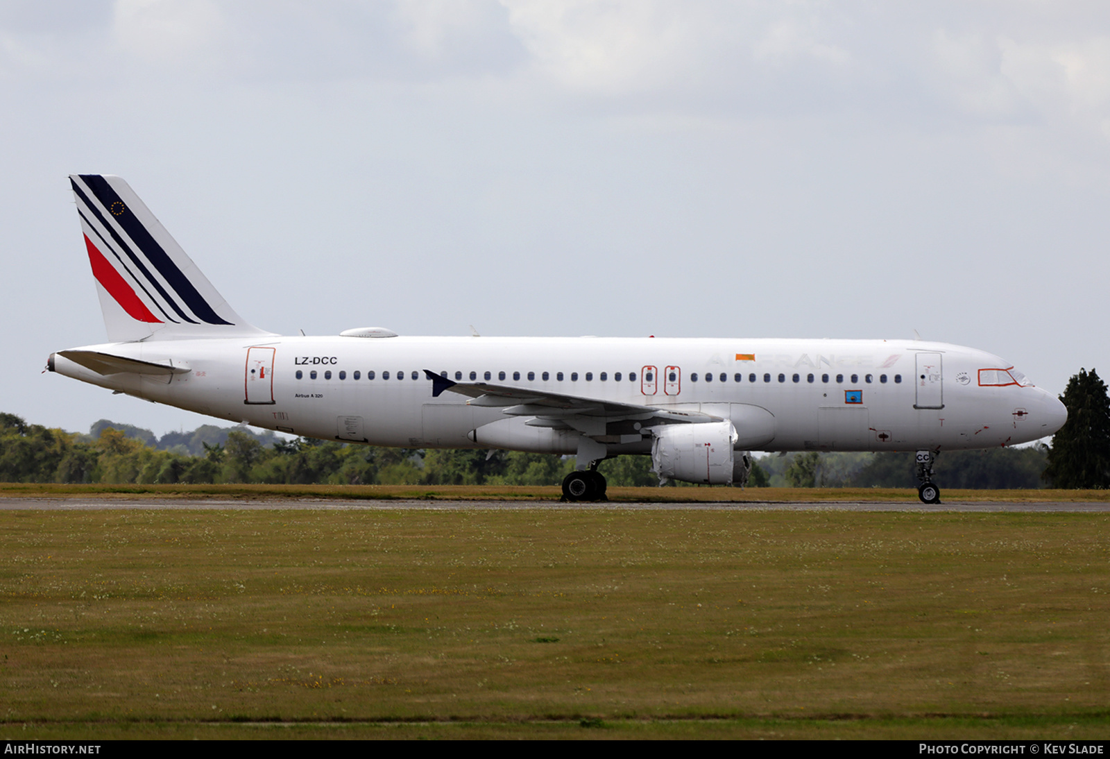 Aircraft Photo of LZ-DCC | Airbus A320-214 | AirHistory.net #489191