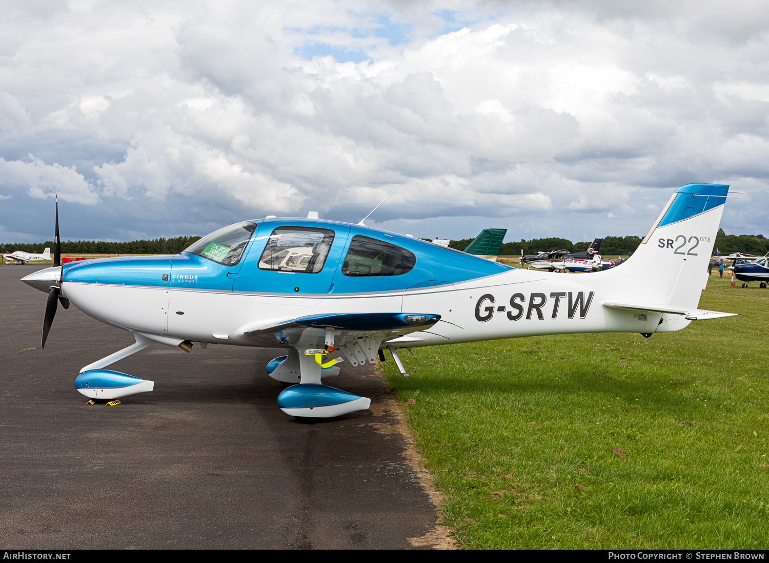 Aircraft Photo of G-SRTW | Cirrus SR-22 G5-GTS | AirHistory.net #489230