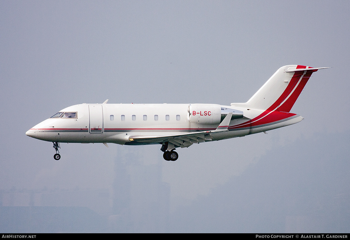 Aircraft Photo of B-LSC | Bombardier Challenger 605 (CL-600-2B16) | TAG Aviation | AirHistory.net #489266