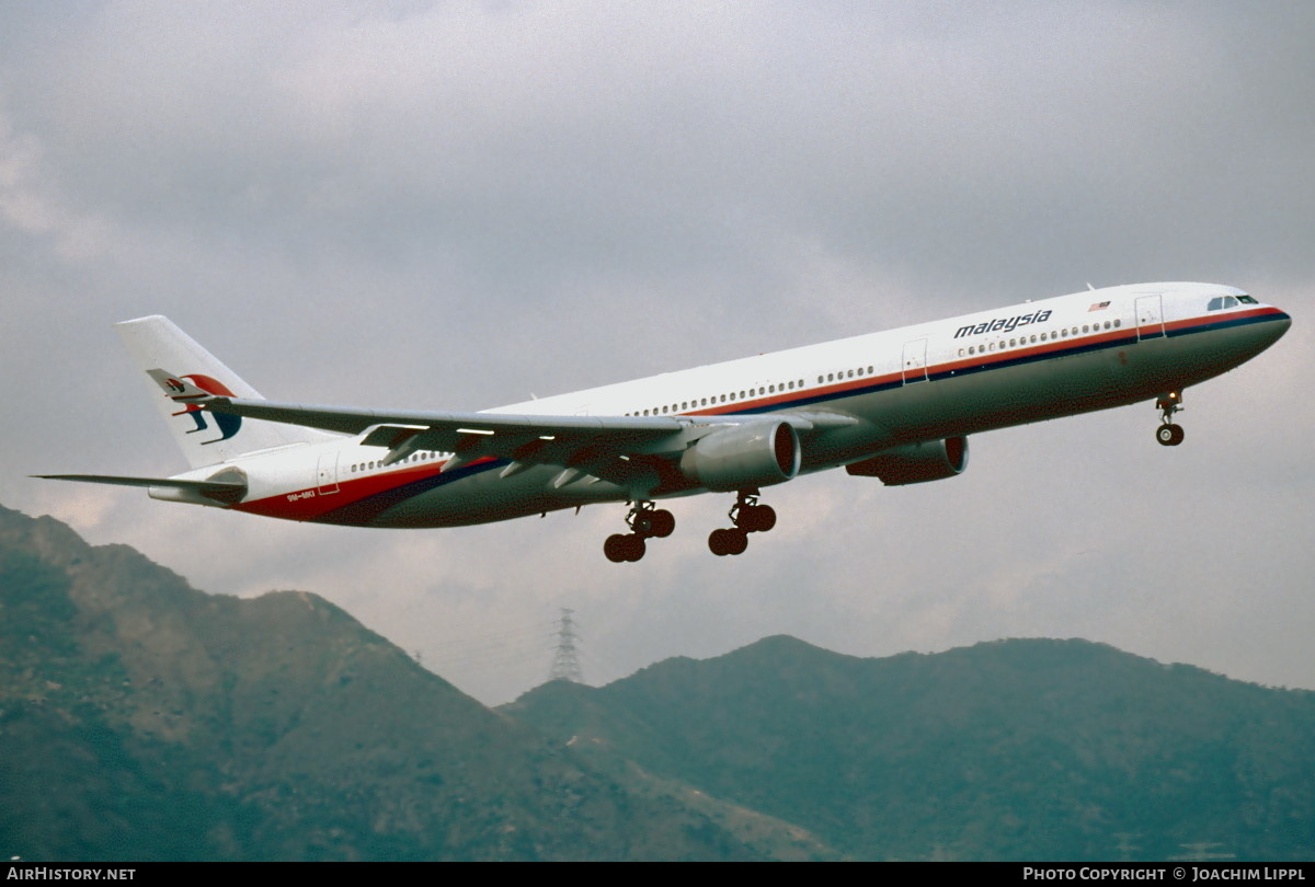Aircraft Photo of 9M-MKI | Airbus A330-322 | Malaysia Airlines | AirHistory.net #489293