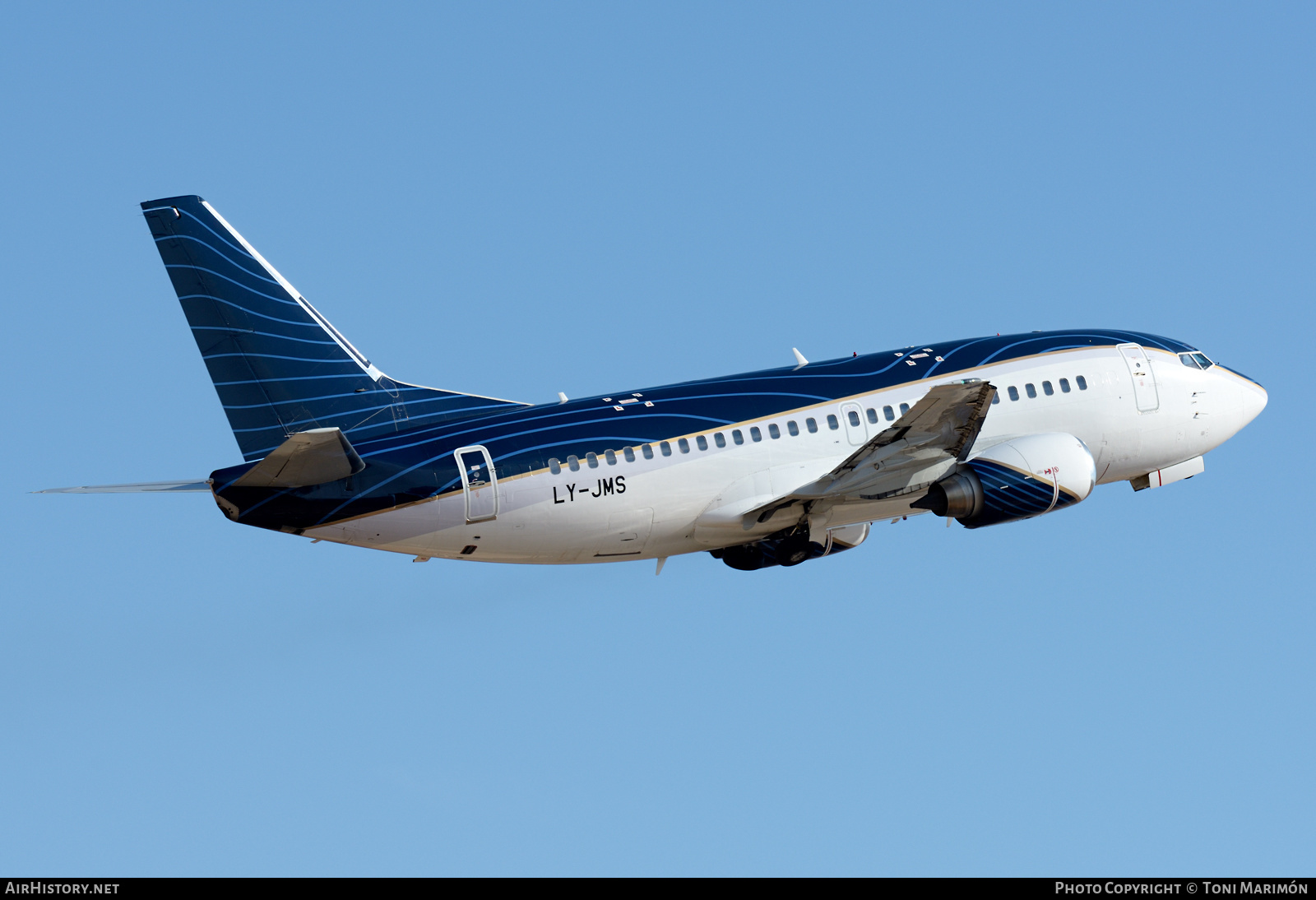 Aircraft Photo of LY-JMS | Boeing 737-522 | AirHistory.net #489403