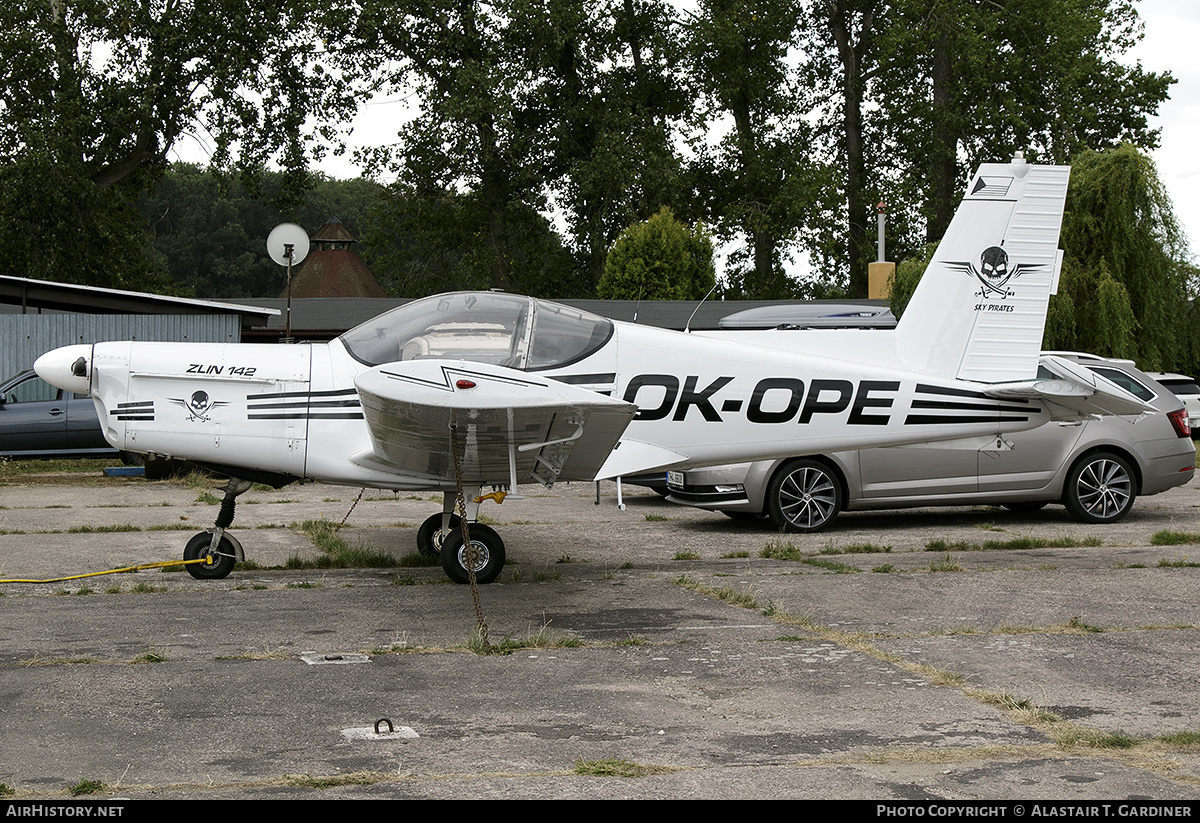 Aircraft Photo of OK-OPE | Zlin Z-142 | AirHistory.net #489422