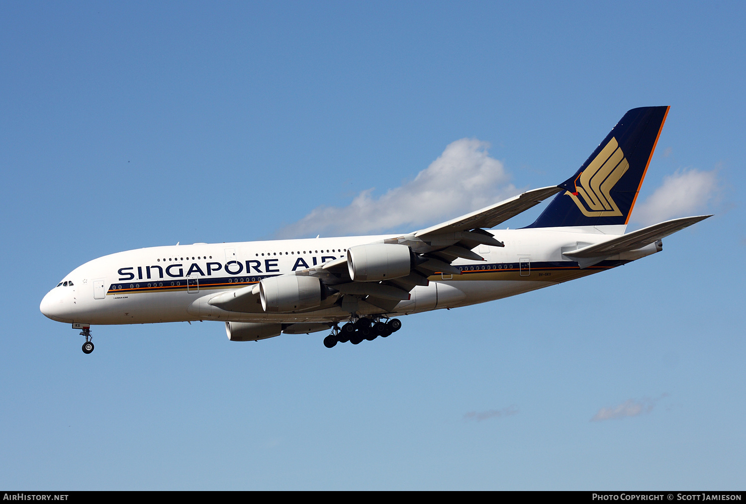 Aircraft Photo of 9V-SKS | Airbus A380-841 | Singapore Airlines | AirHistory.net #489589