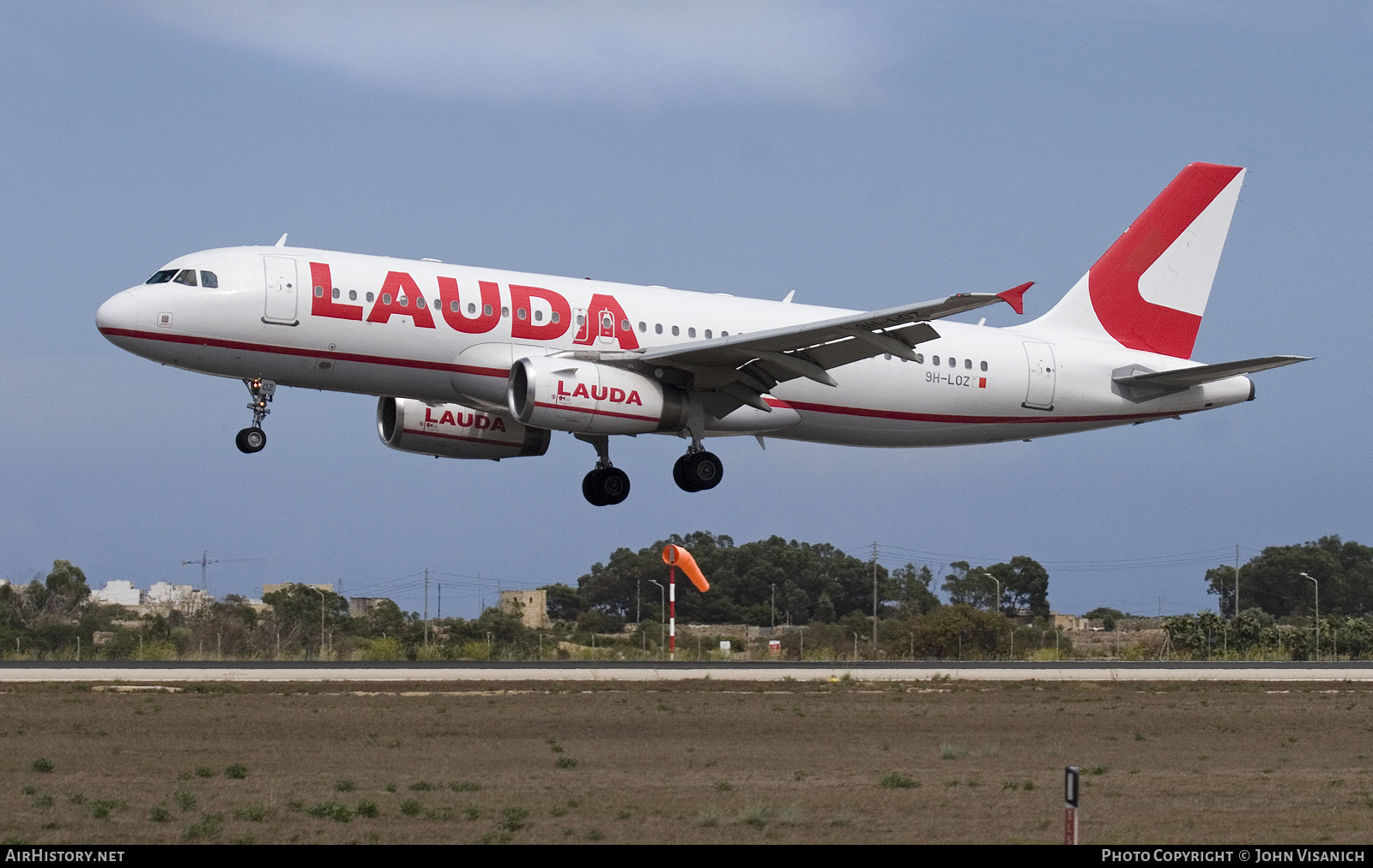 Aircraft Photo of 9H-LOZ | Airbus A320-232 | Lauda | AirHistory.net #489739