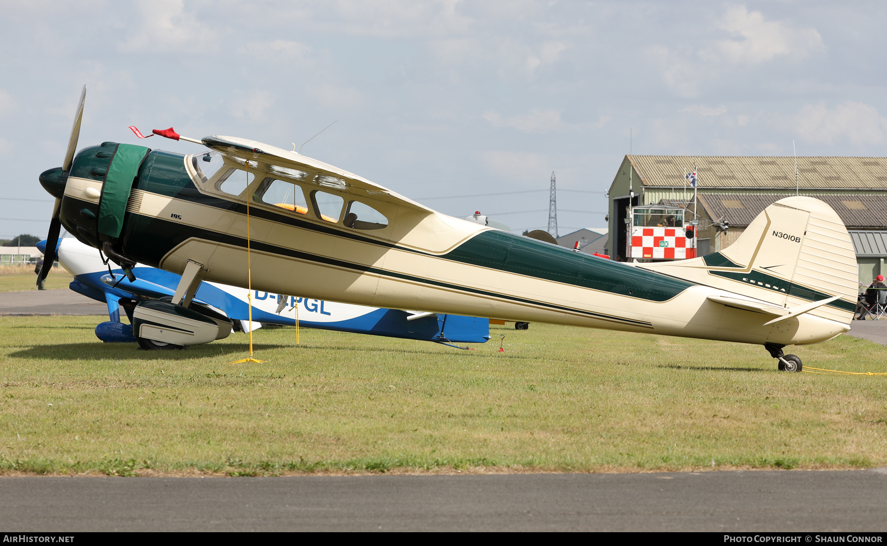 Aircraft Photo of N3010B | Cessna 195B | AirHistory.net #489791