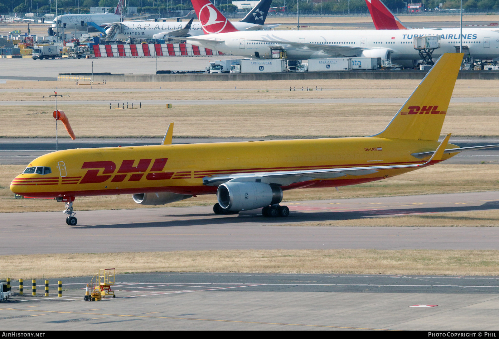 Aircraft Photo of OE-LNR | Boeing 757-223(PCF) | DHL International | AirHistory.net #489806