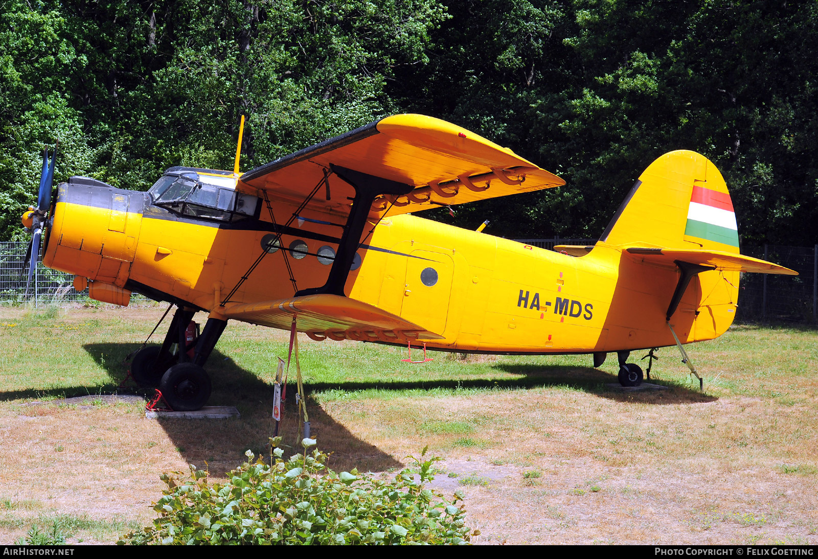 Aircraft Photo of HA-MDS | Antonov An-2R | AirHistory.net #489817